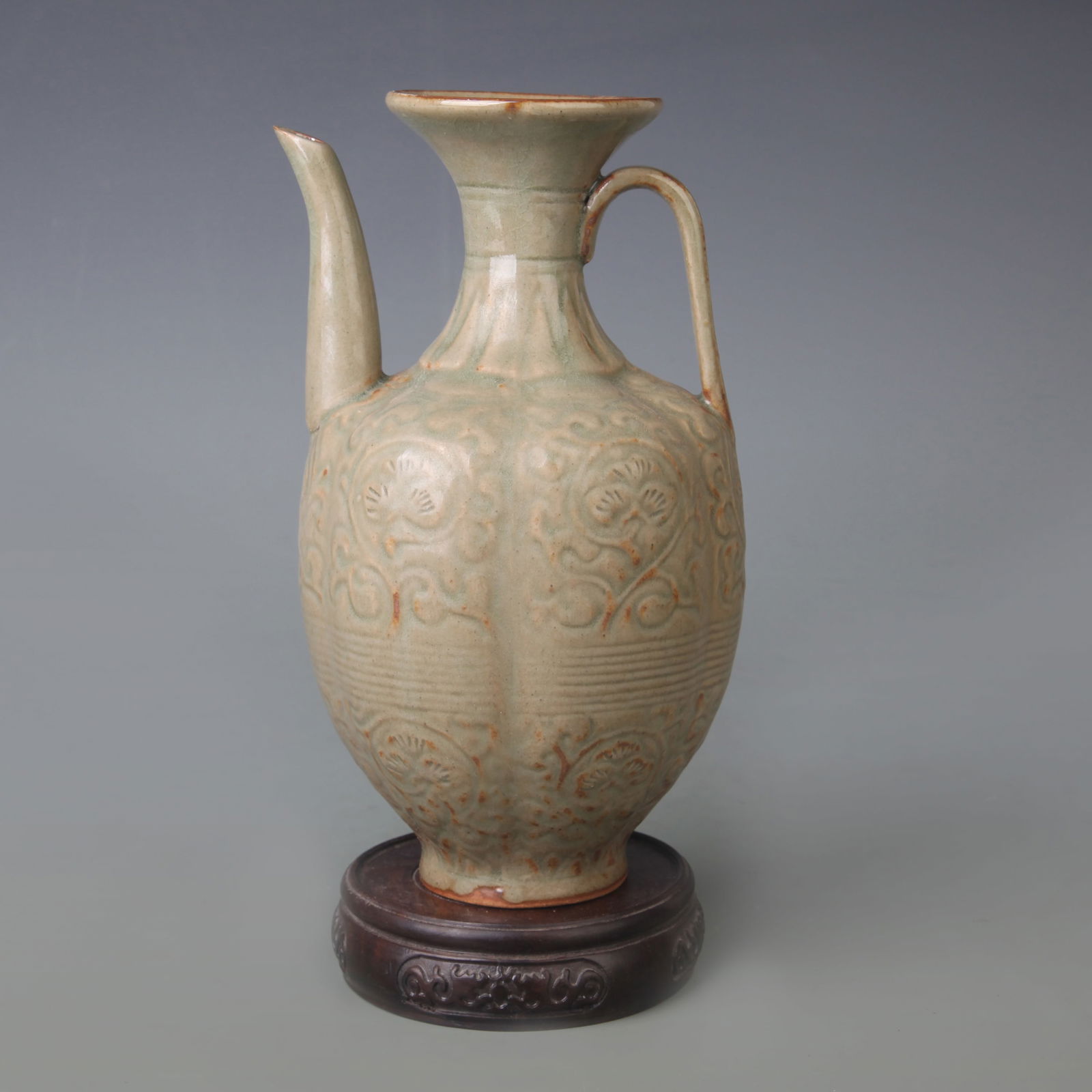 YUE KILN MOLDED FLORAL OLD PORCELAIN EWER: Five Dynasty Style; High: 8.0 inch; Long: 4.2 inch