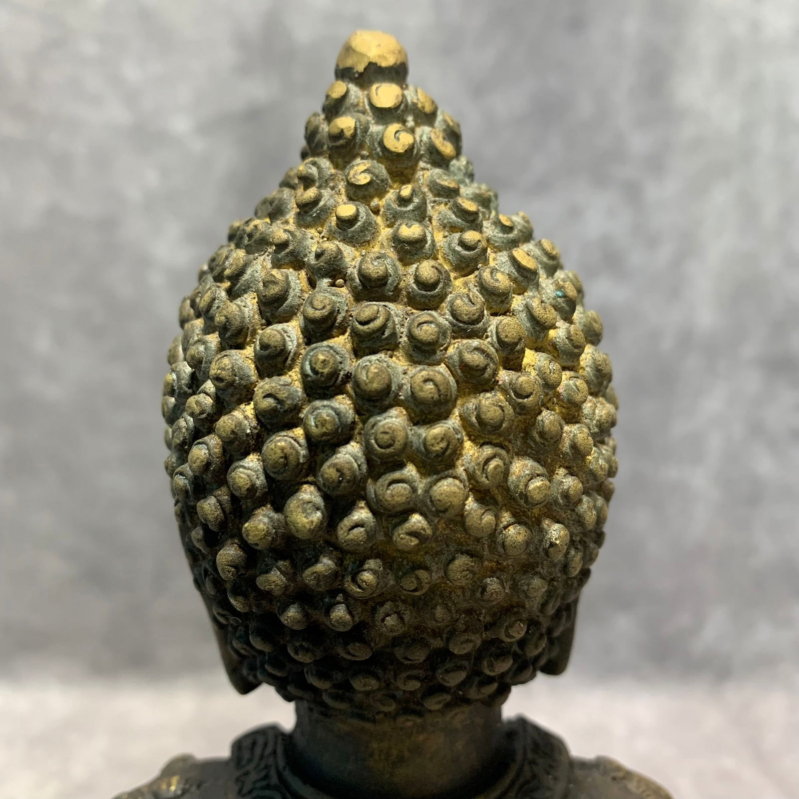 A FINE BRONZE SHAKYAMUNI STATUE - 5