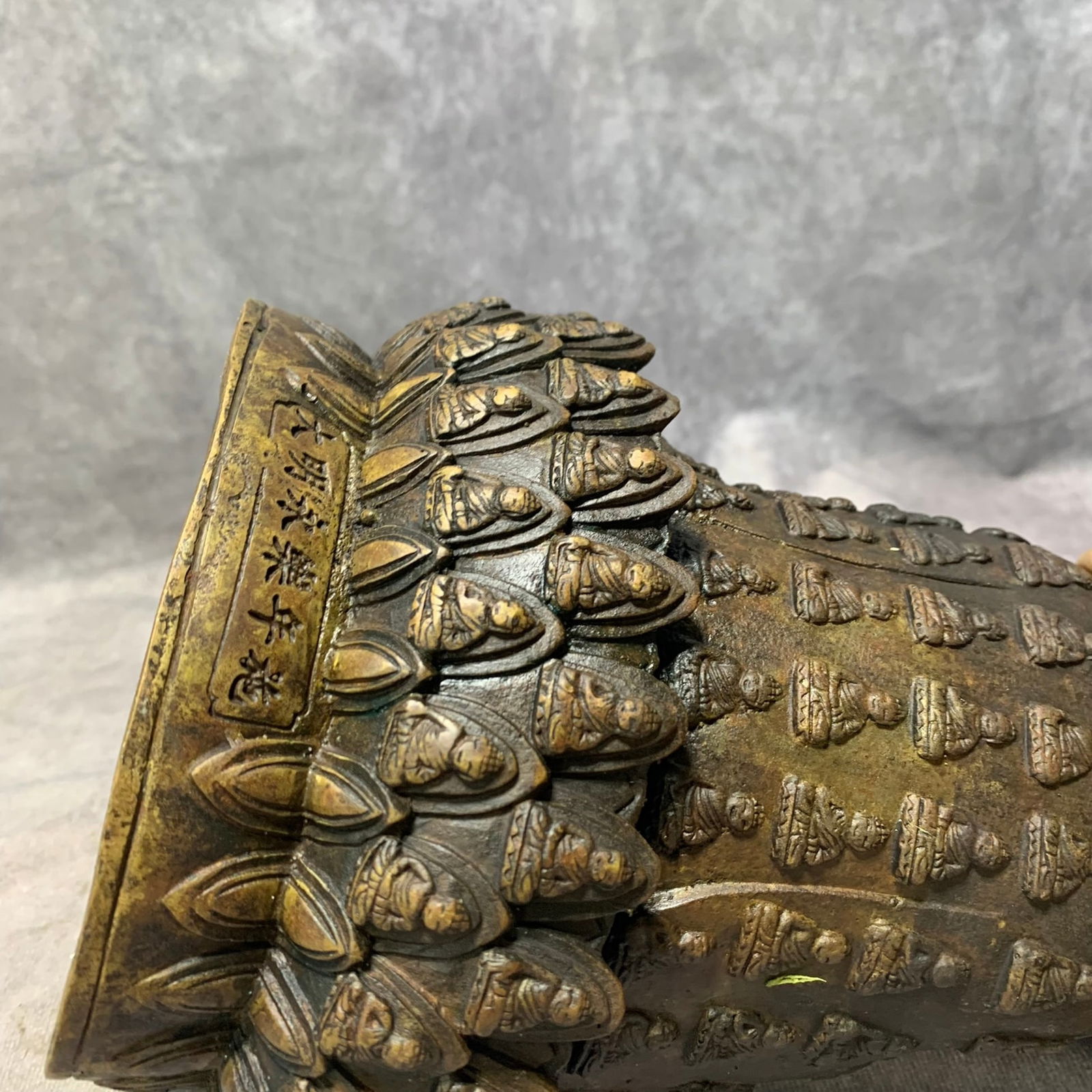 A FINE BRONZE SHAKYAMUNI STATUE - 7