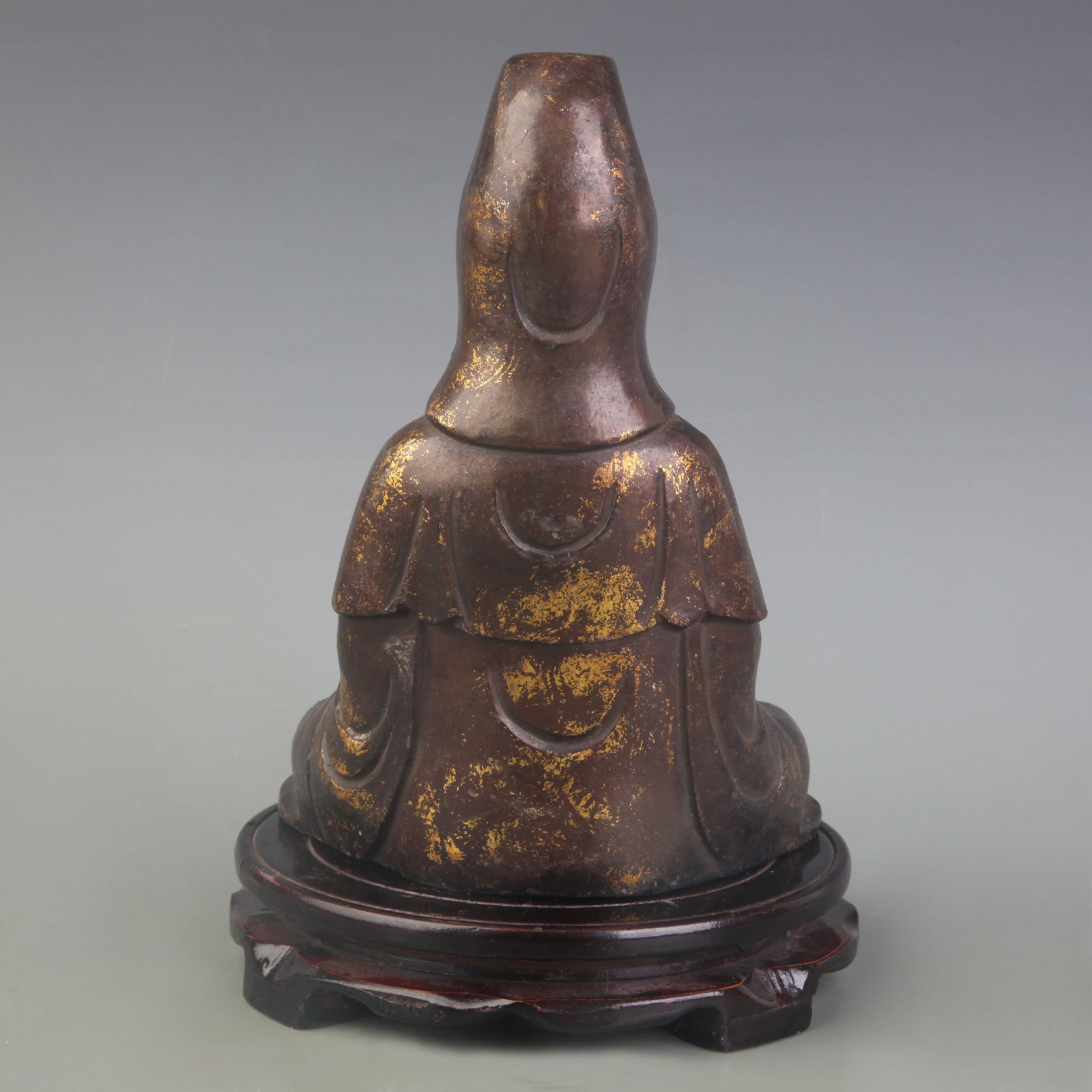 A FINE GUANYIN SEATED STATUE - 4