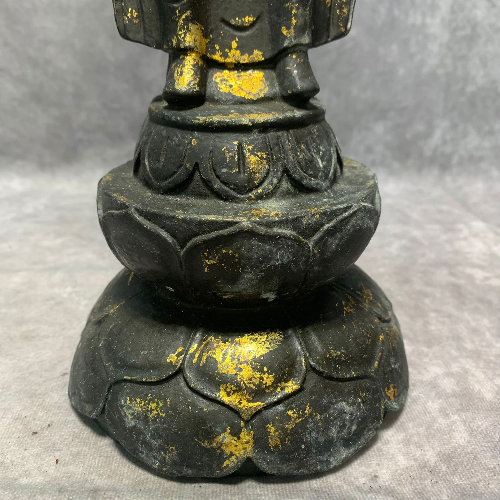 BRONZE SHAKYAMUNI BUDDHA STATUE - 3