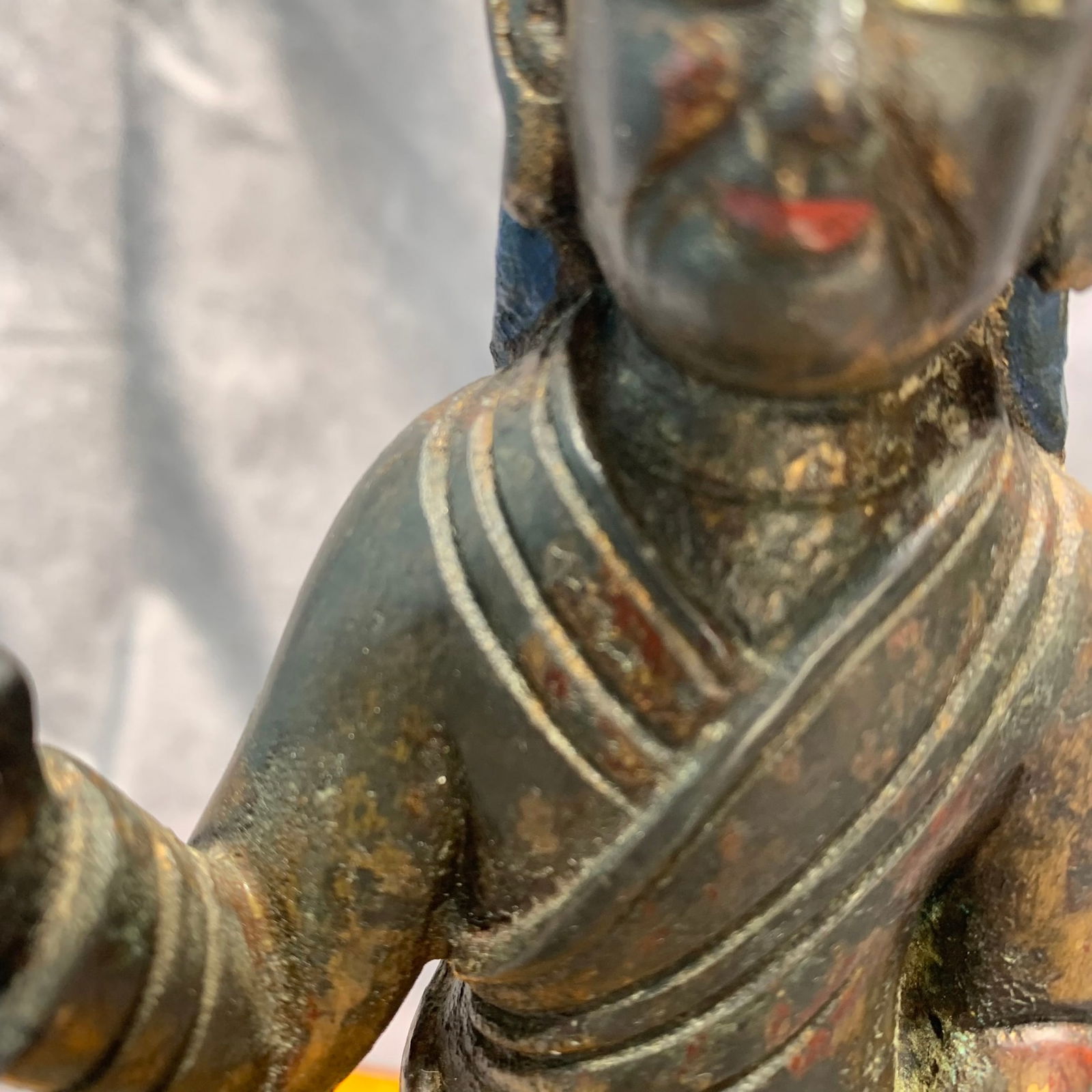 GILT BRONZE TIBETAN BUDDHIST STATUE - 2