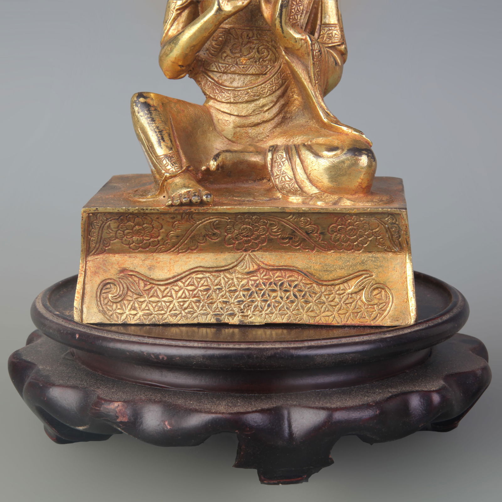 SQUARE SEATED BUDDHA STATUE - 3
