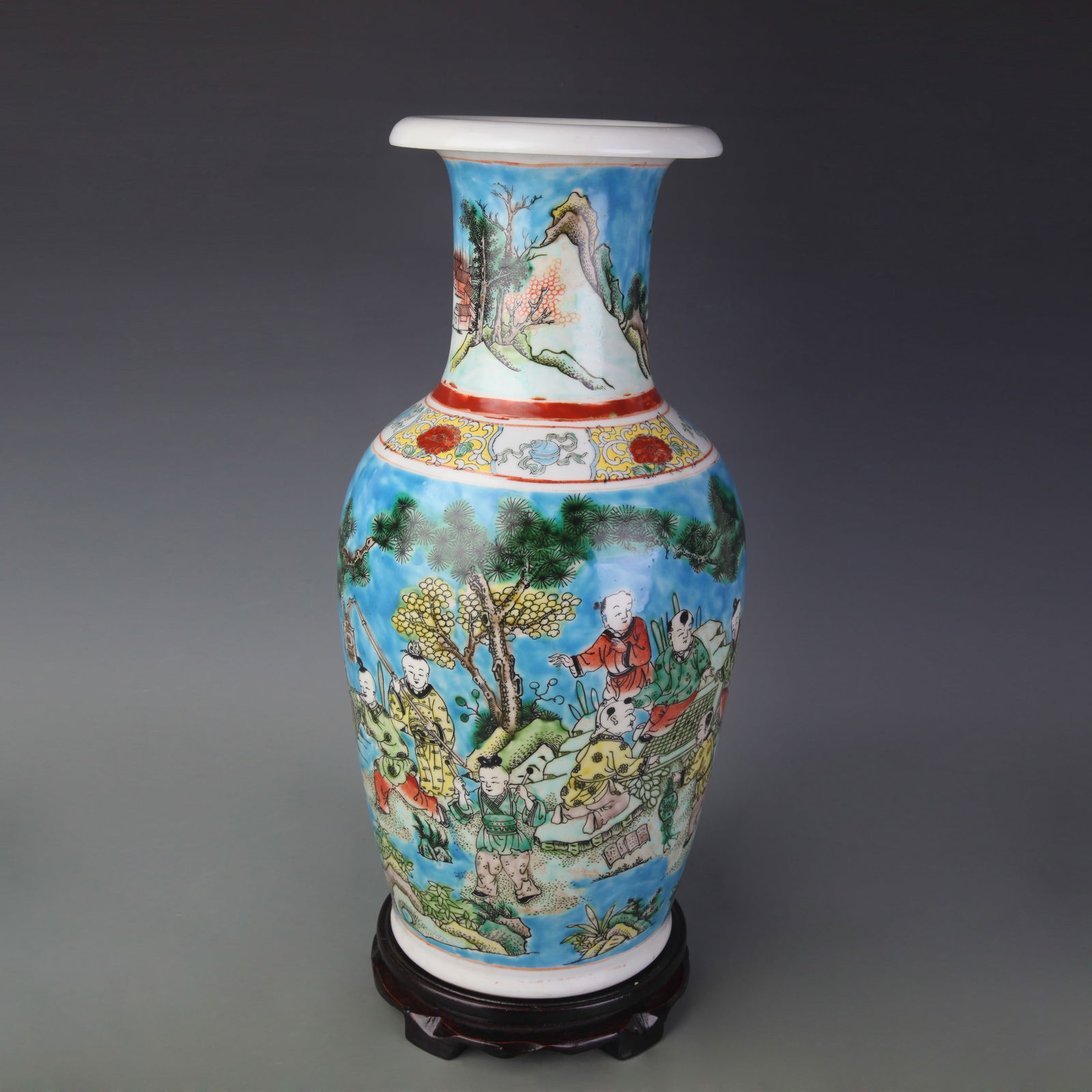 FAMILLE ROSE BLUE-GROUND FIGURAL PATTERN PORCELAIN VASE: Qing Dynasty; Kang Xi Period; High: 17.0 inch