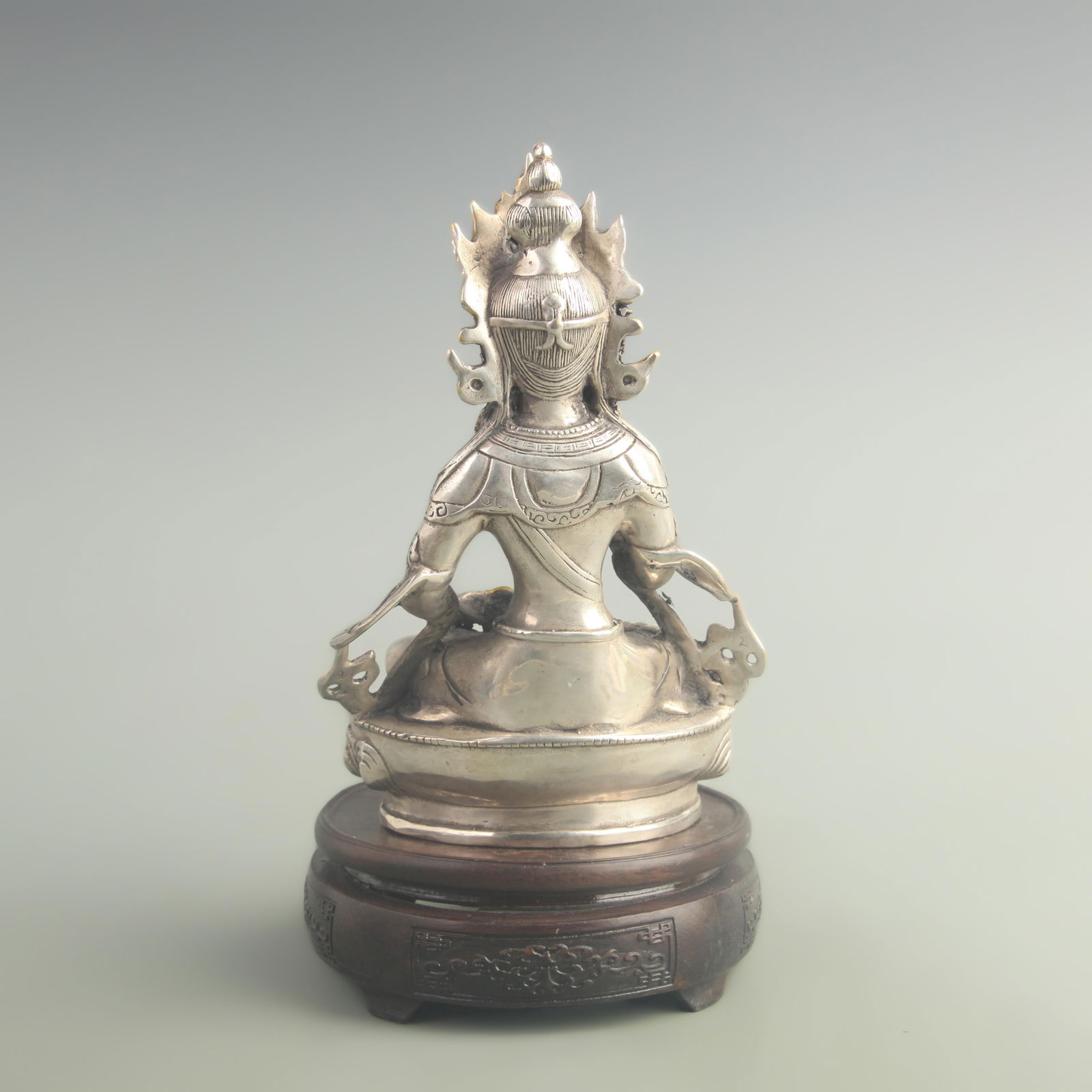 A FINE BRONZE VAJRASATTVA STATUE - 4
