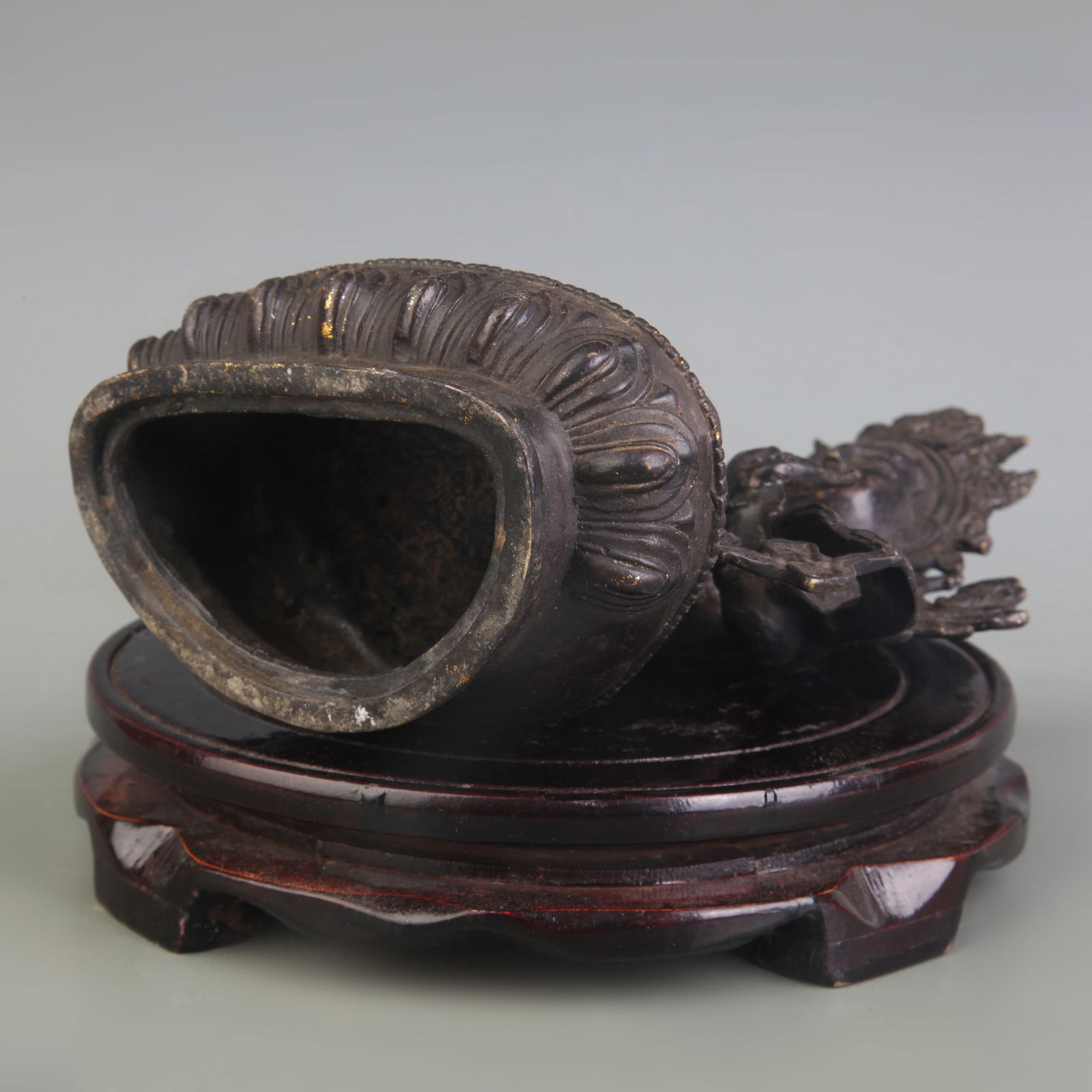 A FINE BRONZE WHITE TARA STATUE - 5