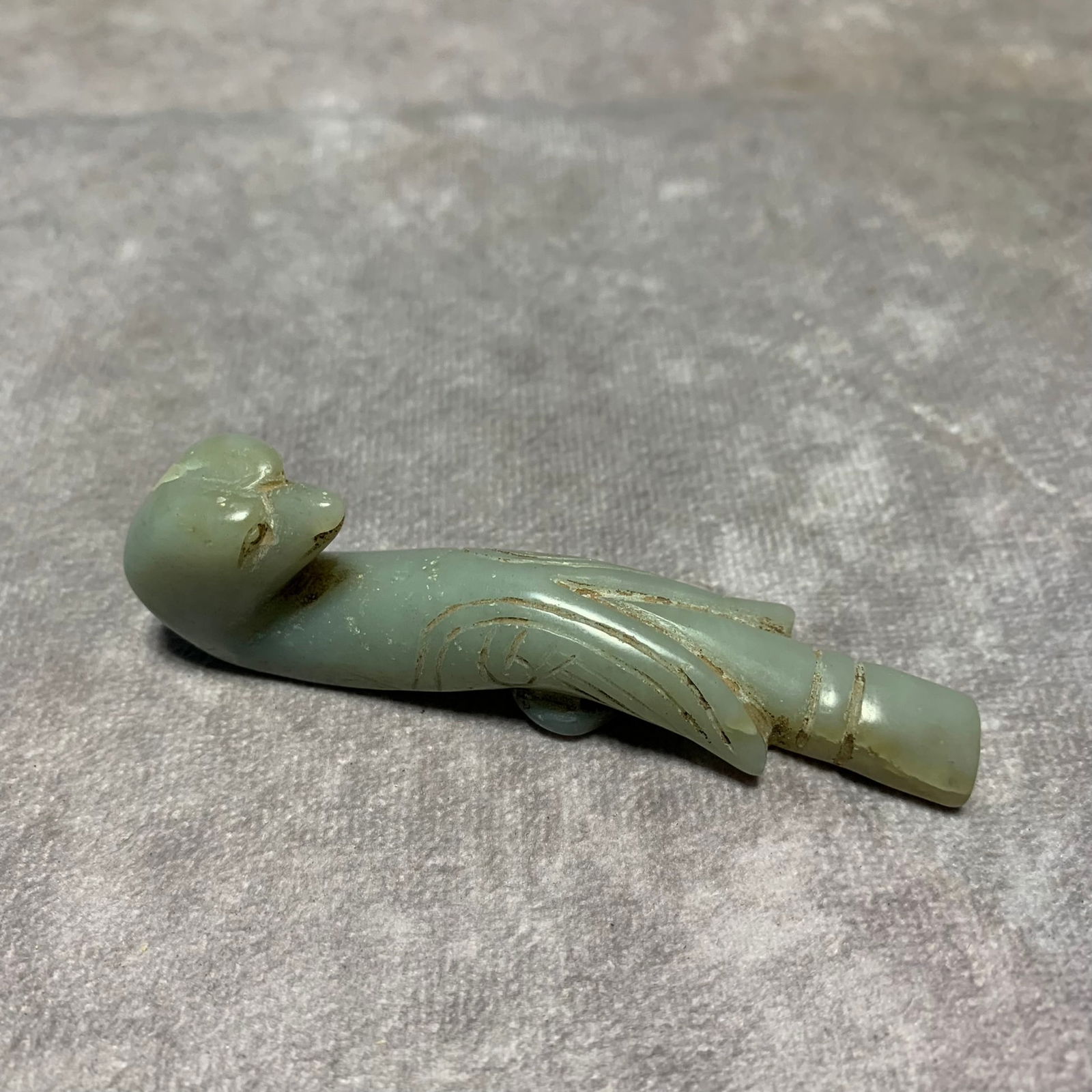 HETIAN PALE CELADON JADE BELT HOOK - 2