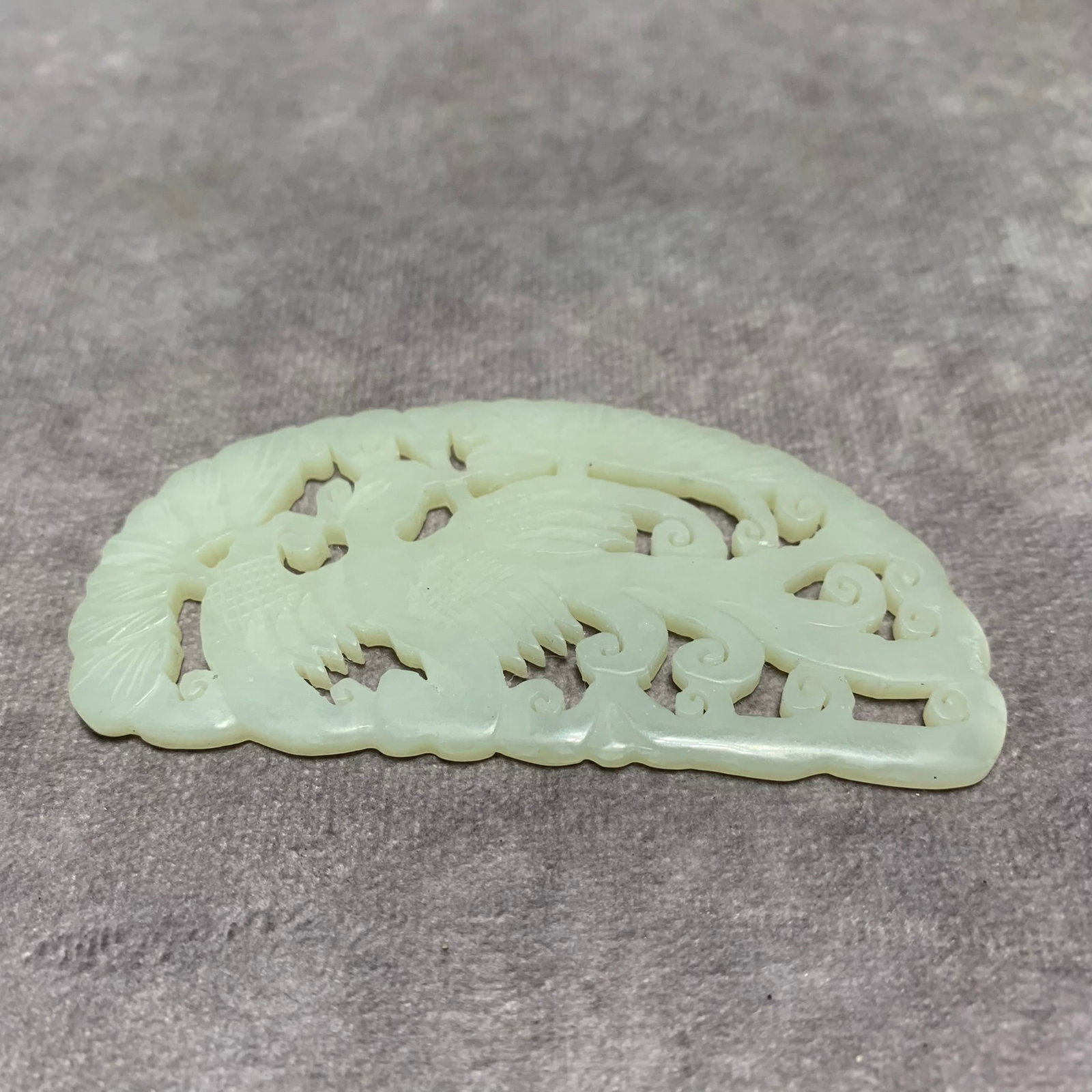 HETIAN WHITE JADE PLAQUE WITH PHOENIX DESIGN: Qing Dynasty; Long: 3.5 inch; Width: 1.7 inch; High: 0.2 inch;