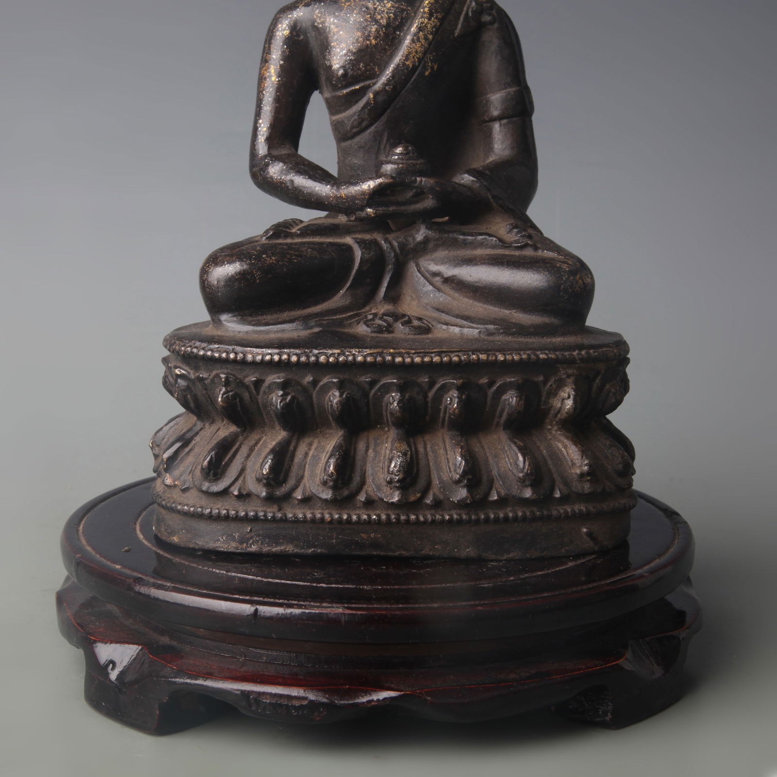 A FINE BRONZE AMITABHA STATUE - 3