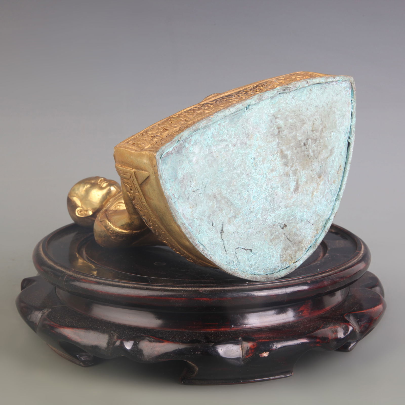 A FINE BRONZE VENERABLE FIGURE - 5