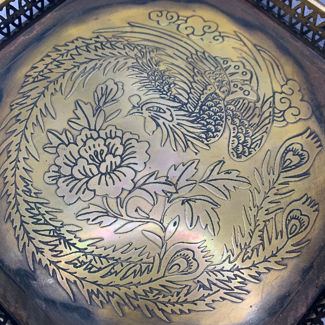 A FINE PHOENIX PATTERN EIGHT SIDED BRONZE PLATE - 2