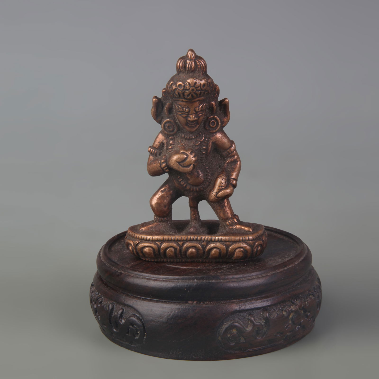 SMALL TIBETAN BUDDHISM BUDDHA STATUE: Qing Dynasty; High: 2.6 inch;