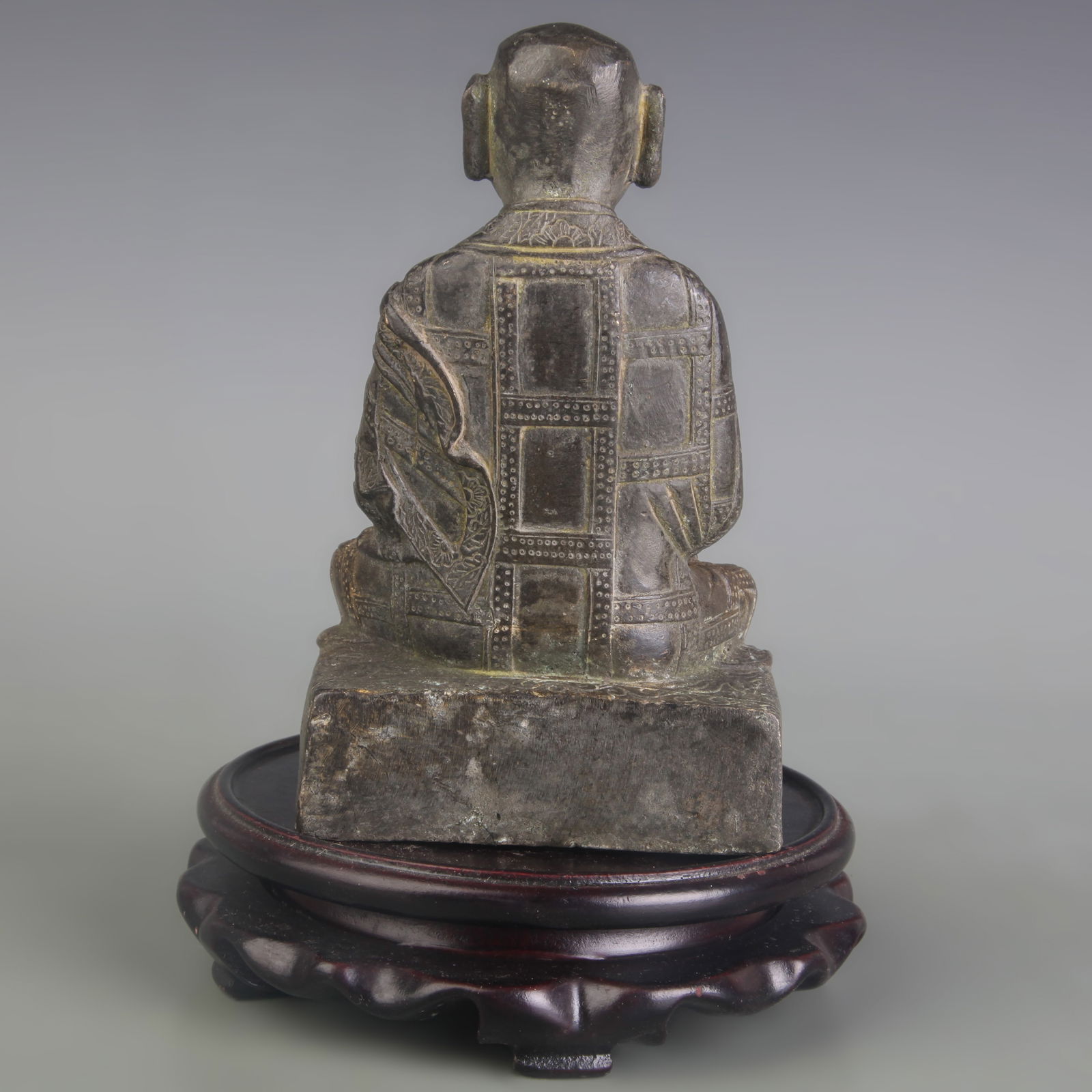 A FINE BRONZE BUDDHA FIGURE - 4