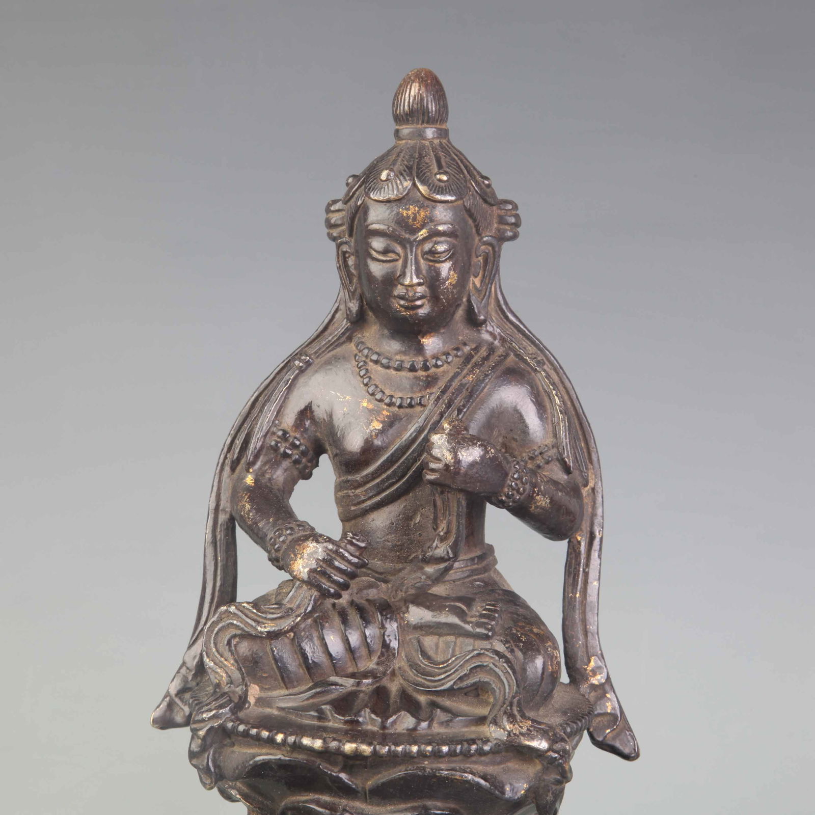 A FINELY MADE BUDDHA STATUE - 2