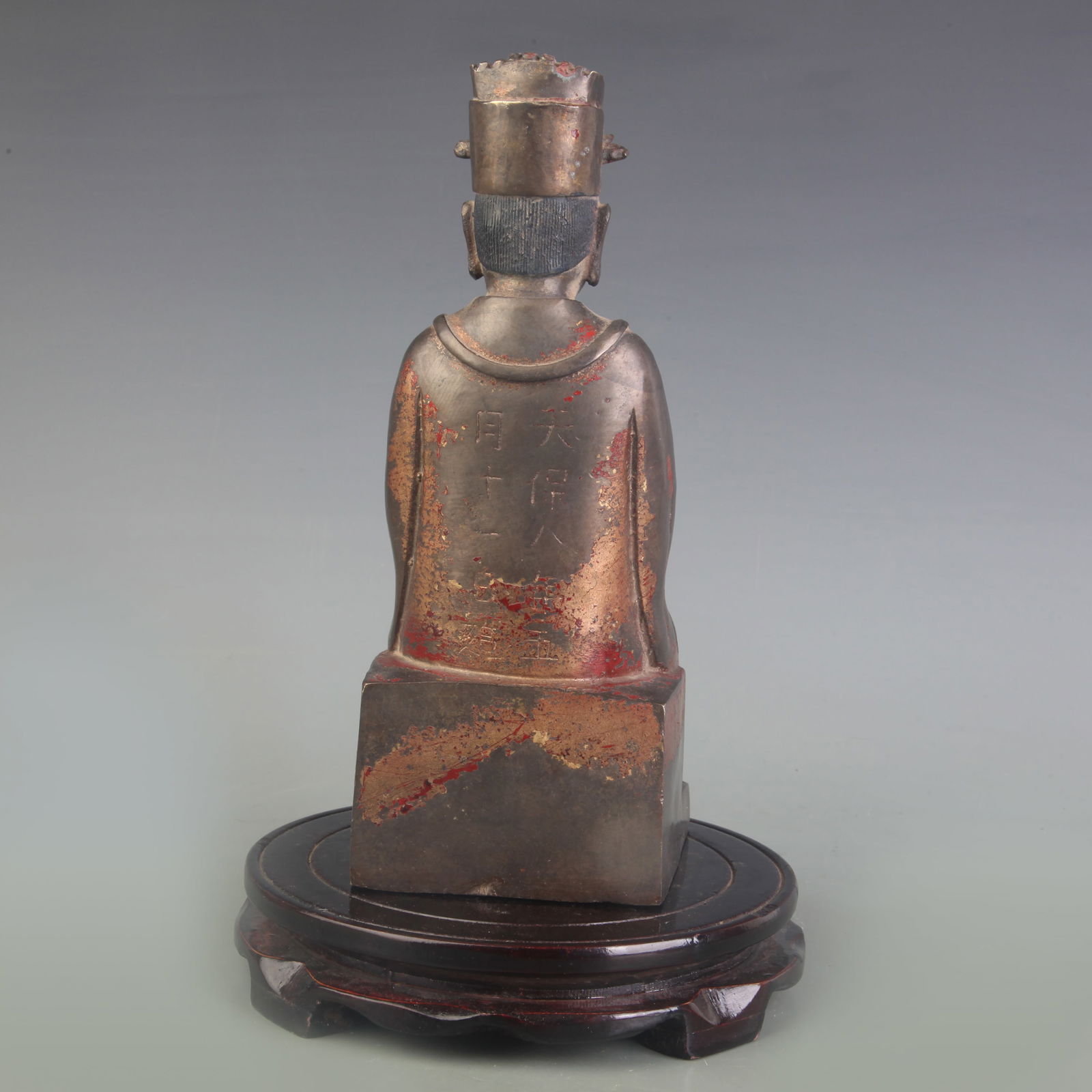 A FINE BRONZE OFFICIAL FIGURE - 4