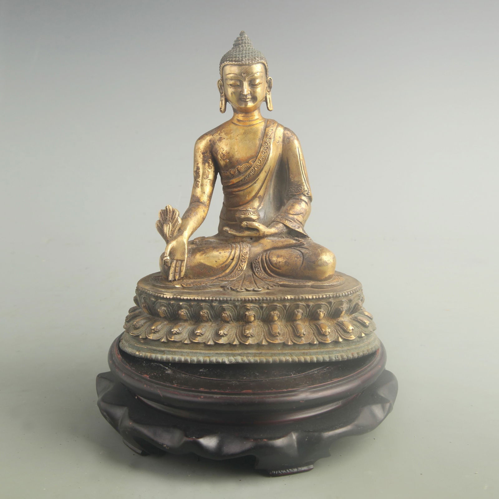 GILT BRONZE THREE PRECIOUS BUDDHAS STATUE: 19th Century; High: 8.00 inch; Width: 6.20 inch;