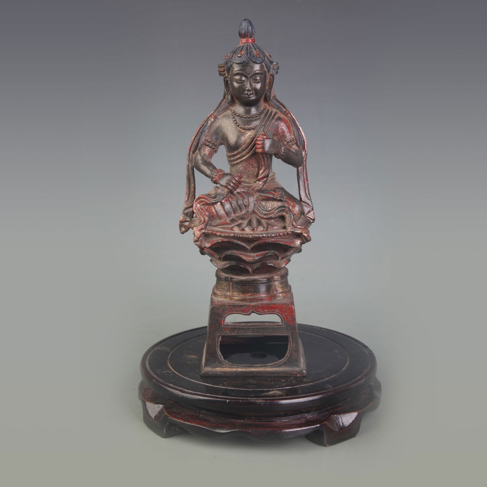 A FINE BRONZE SHAKYAMUNI STATUE: Modern; Width: 4.0 inch High: 9.5 inch