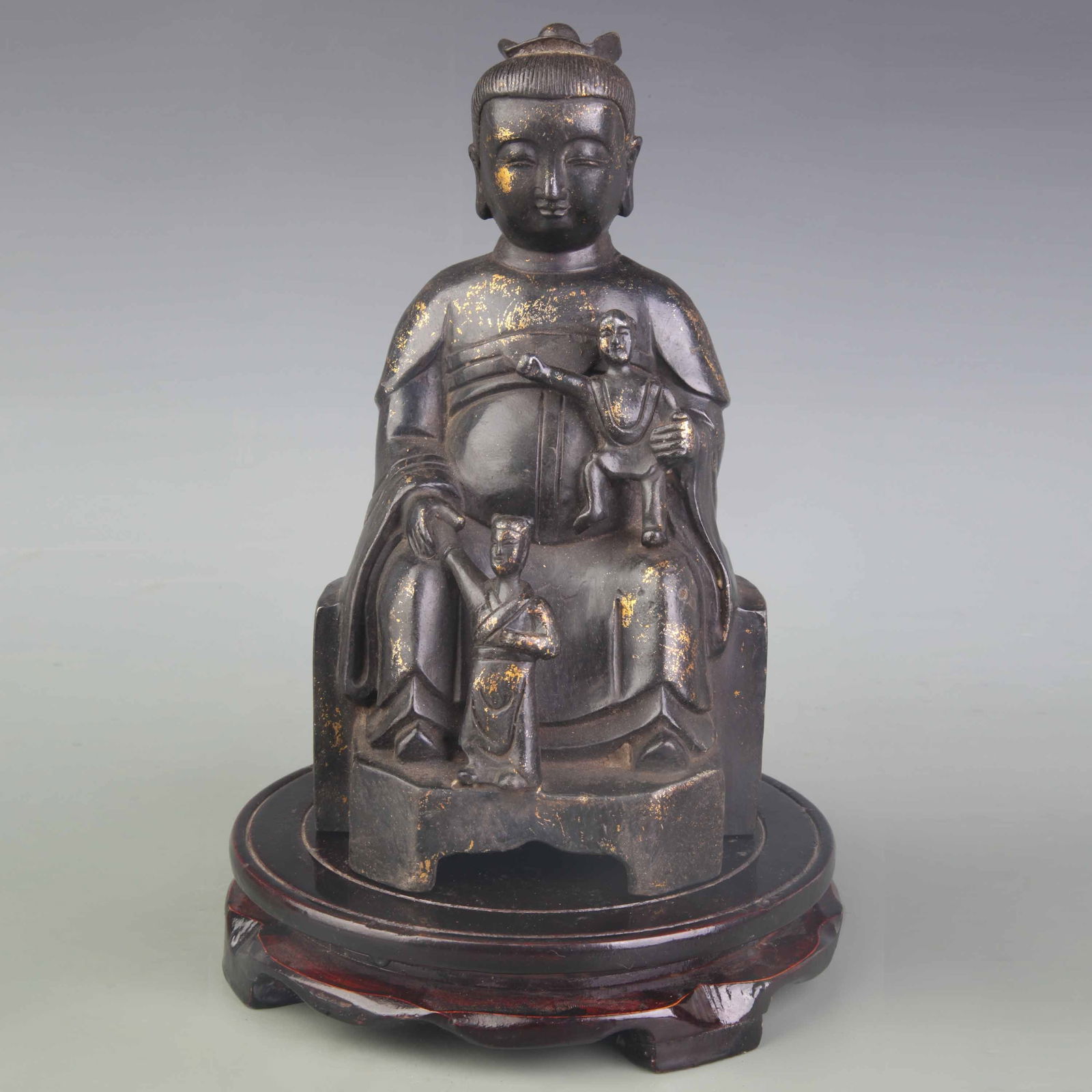 A FINE BRONZE BUDDHA FIGURE: Qing Dynasty; High: 8.9 inch