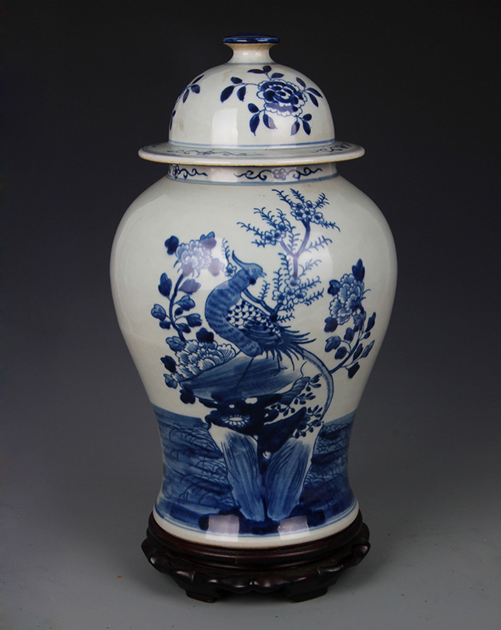 BLUE AND WHITE STORY PAINTED GENERAL JAR STYLE: Qing Dynasty; Kang Xi Period; High: 15.5 inch Diameter: 4.75 inch