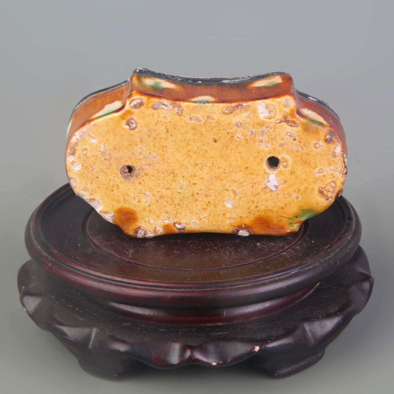 A FINE SANCAI CERAMIC PILLOW - 4