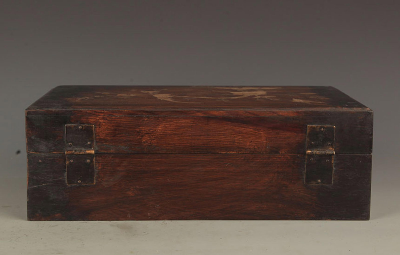 A EMBEDDED WITH SPIRAL SHELL WOOD BOX - 5