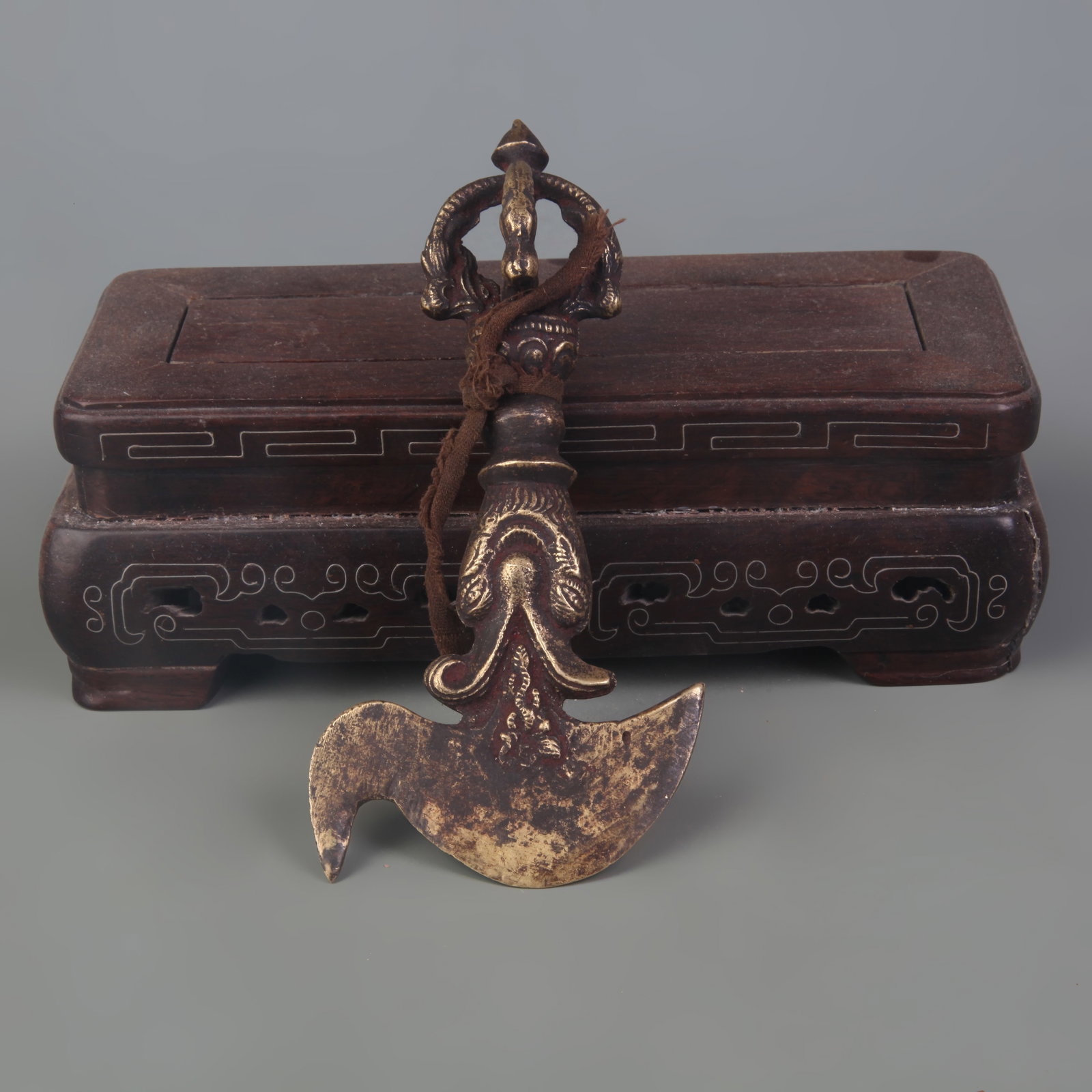 SMALL TIBETAN BUDDHIST RITUAL INSTRUMENTS (1 PAIR) - 2