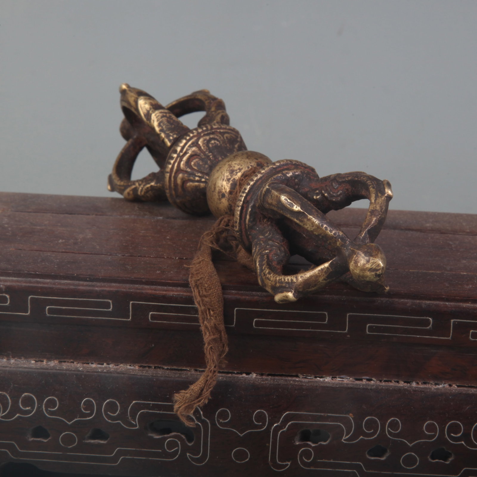 SMALL TIBETAN BUDDHIST RITUAL INSTRUMENTS (1 PAIR) - 3