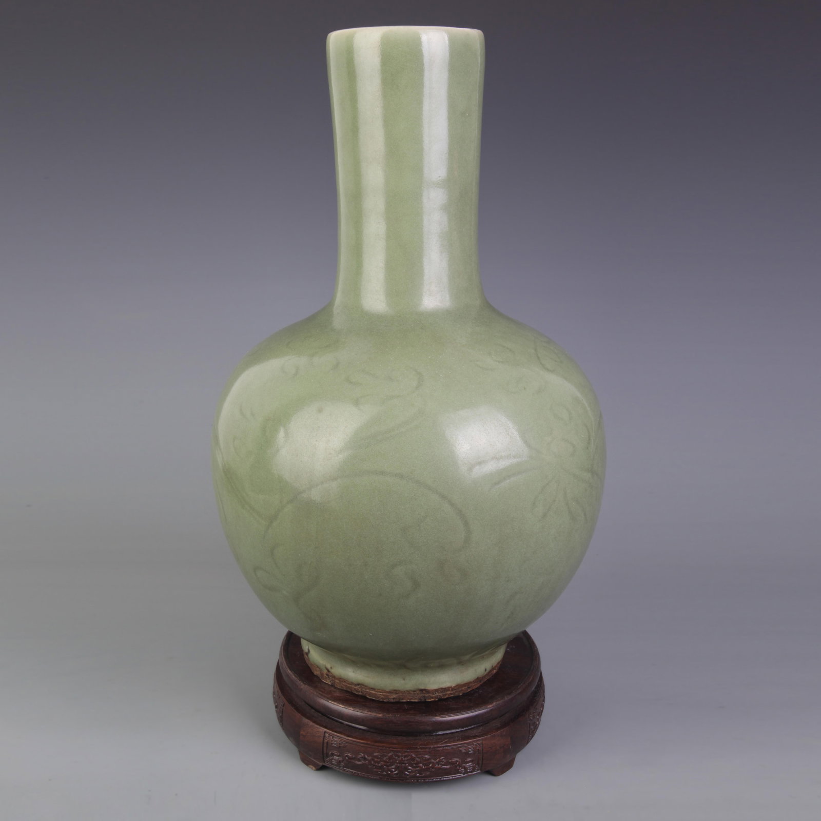 LONGQUAN CELESTIAL VASE WITH CARVED FLORAL PATTERNS - 4