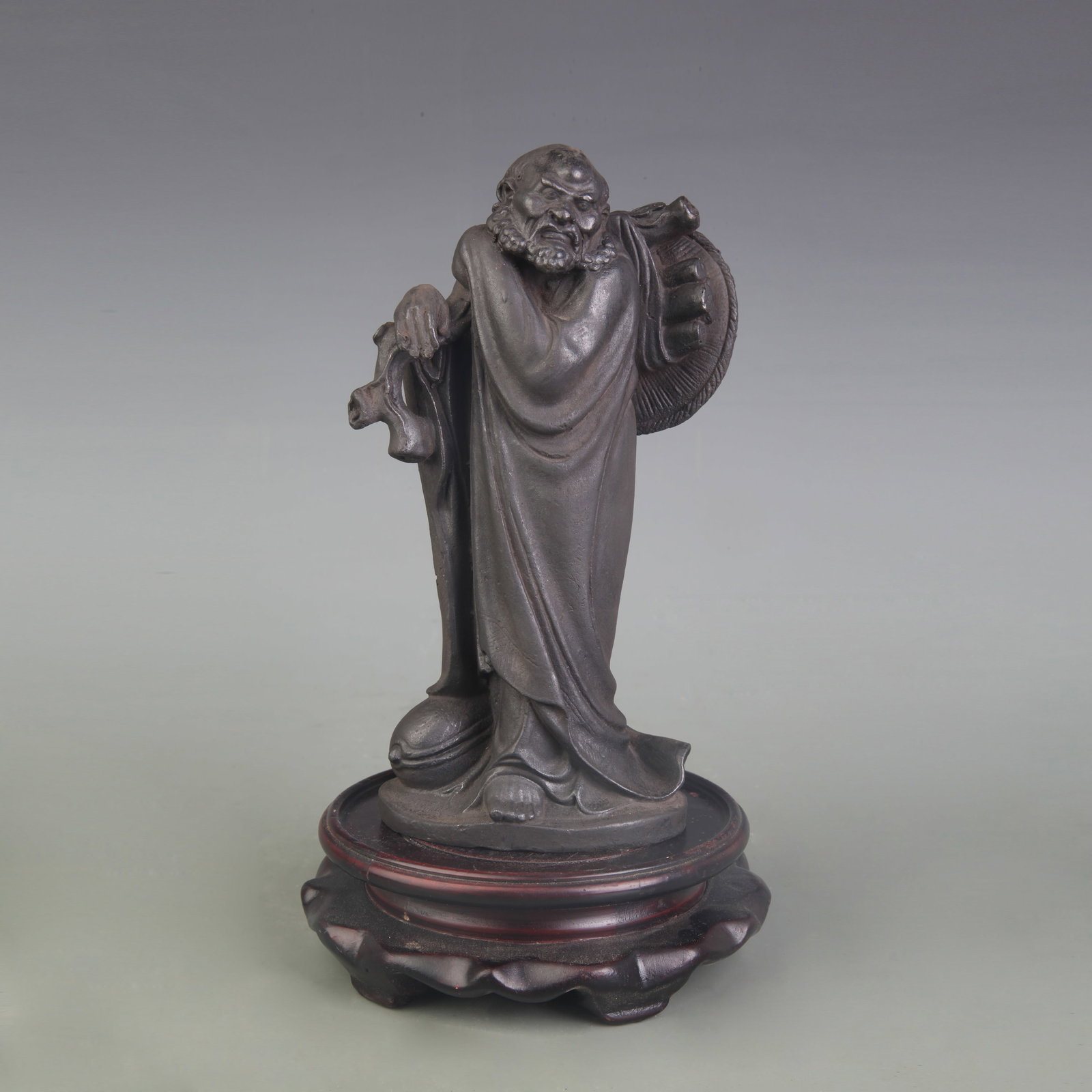 A FINE BRONZE ARHAT STATUE (1 of 5)