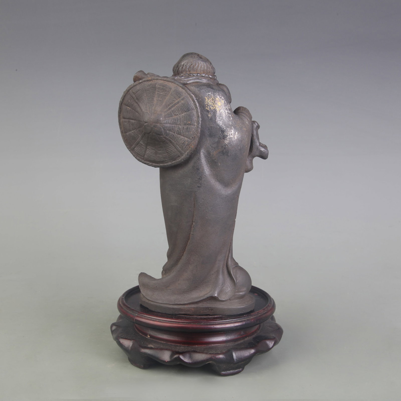 A FINE BRONZE ARHAT STATUE - 4