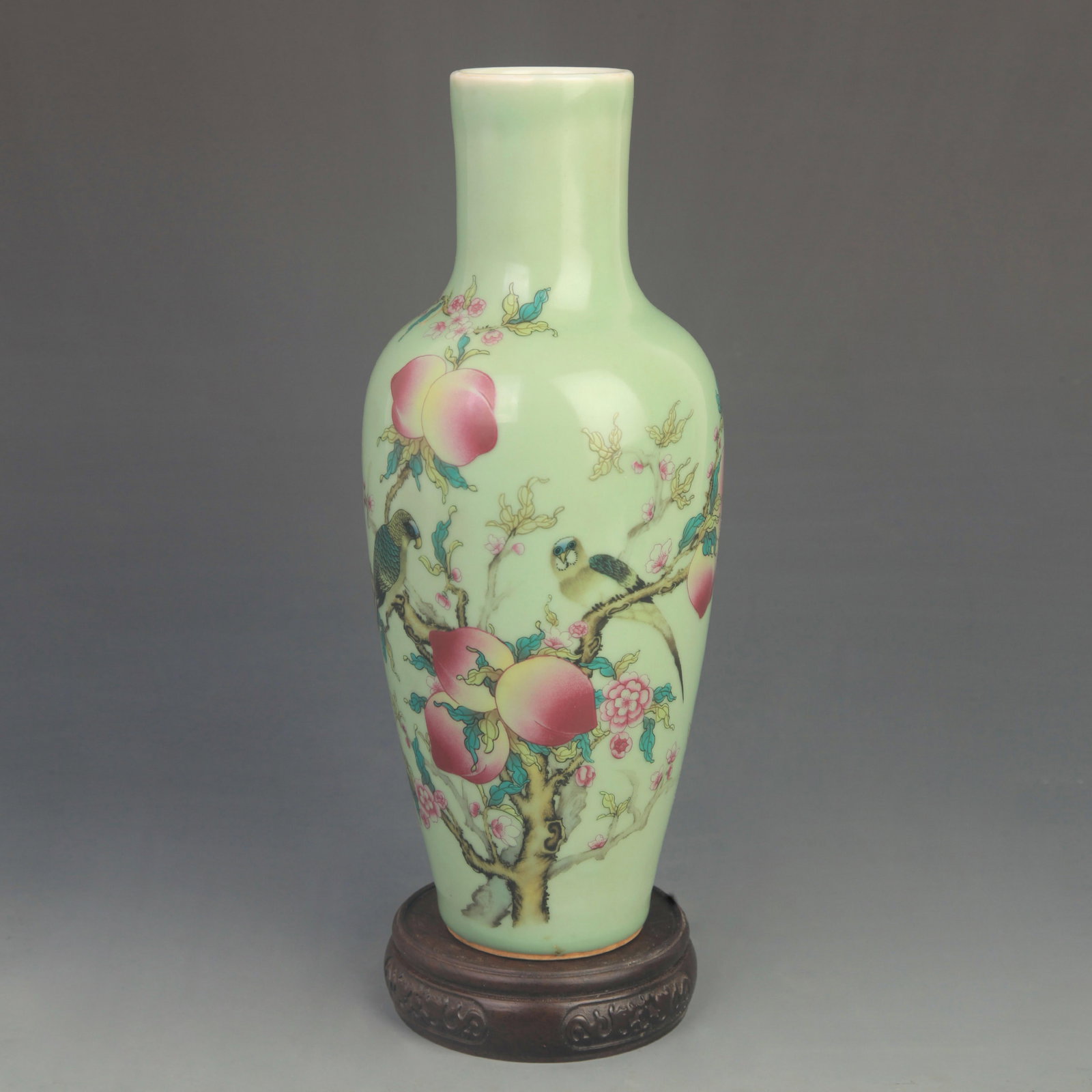 FAMILLE ROSE FLOWER AND BIRD STRAIGHT-MOUTHED PORCELAIN VASE: Qing Dynasty Qian Long Period; High: 10.5 inch; Diameter: 3.80 inch