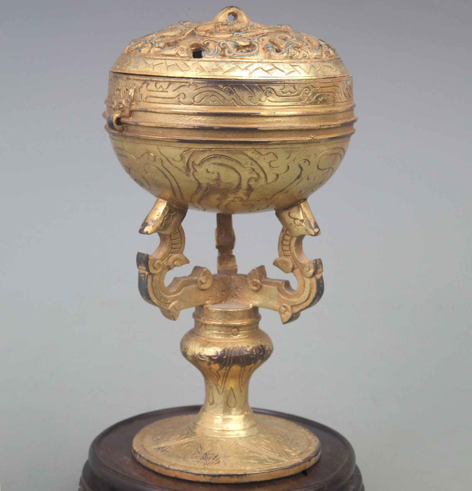A FINE BRONZE GILT DRAGON PATTERN HIGH-FOOTED INCENSE BURNER (1 of 6)