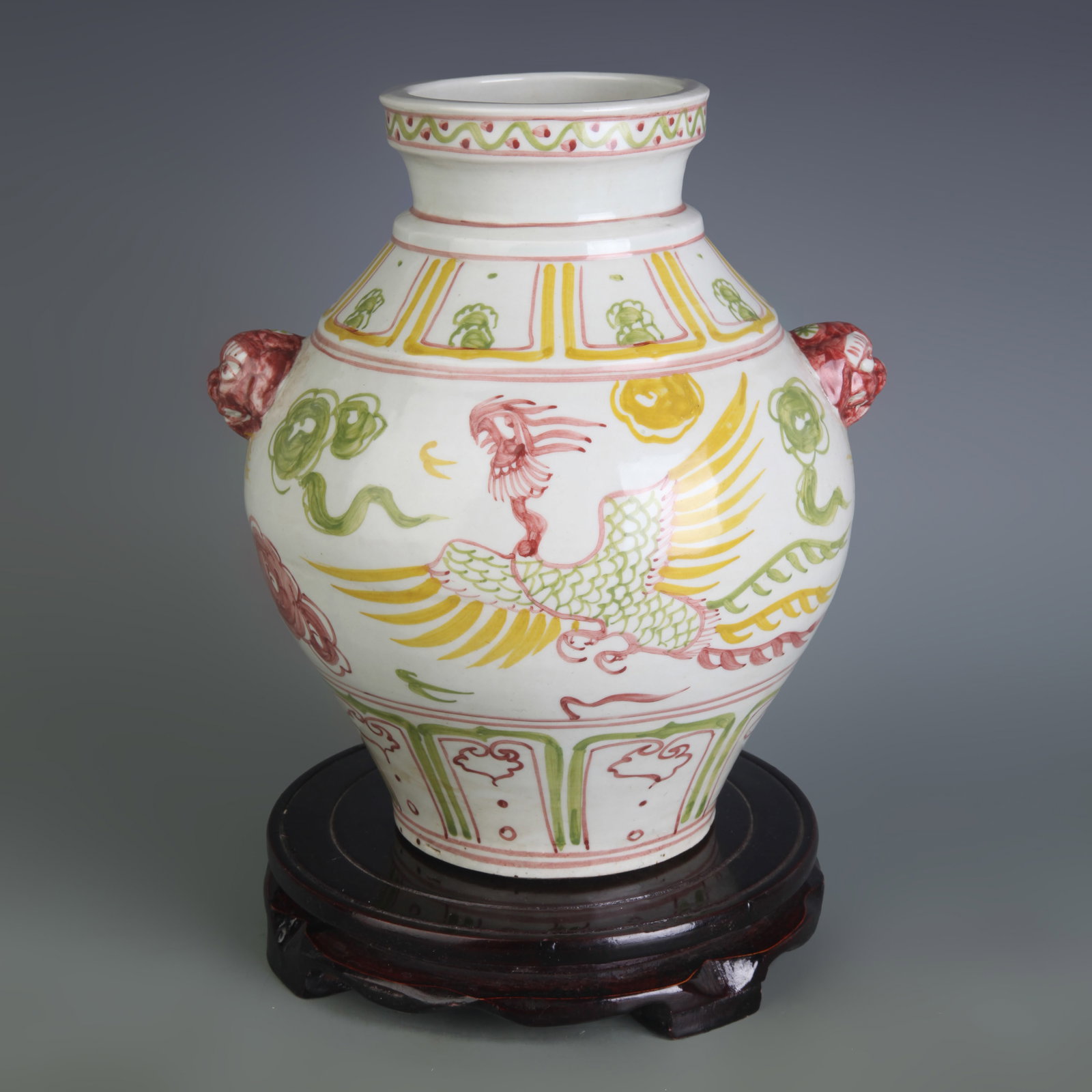 RED-AND-GREEN PHOENIX-PATTERN JAR WITH BEAST HANDLES: Yuan Daynasty Style; Diameter: 3.7 inch; High:8.9 inch