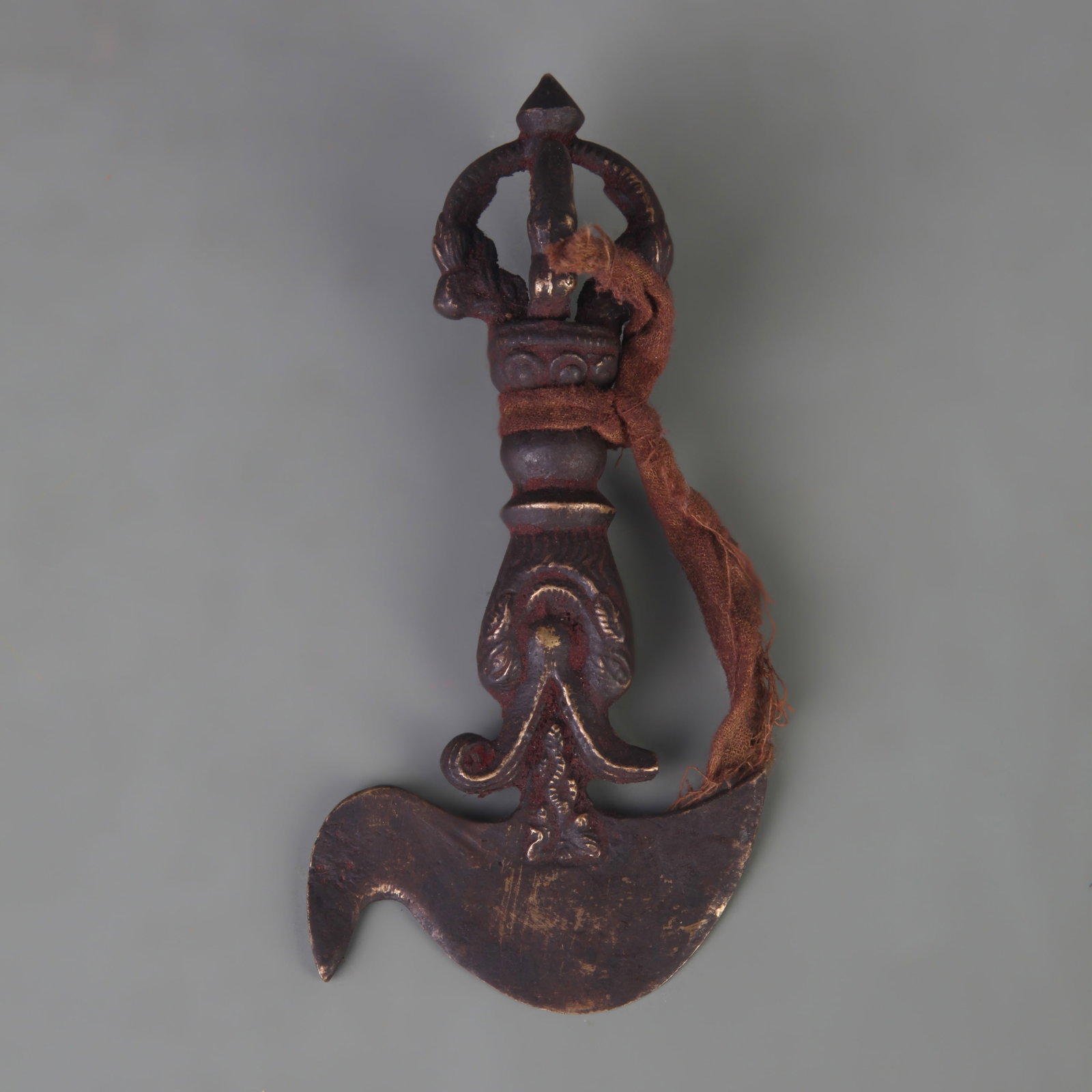 TIBETAN BUDDHIST RITUAL IMPLEMENTS: VAJRA (1 of 5)