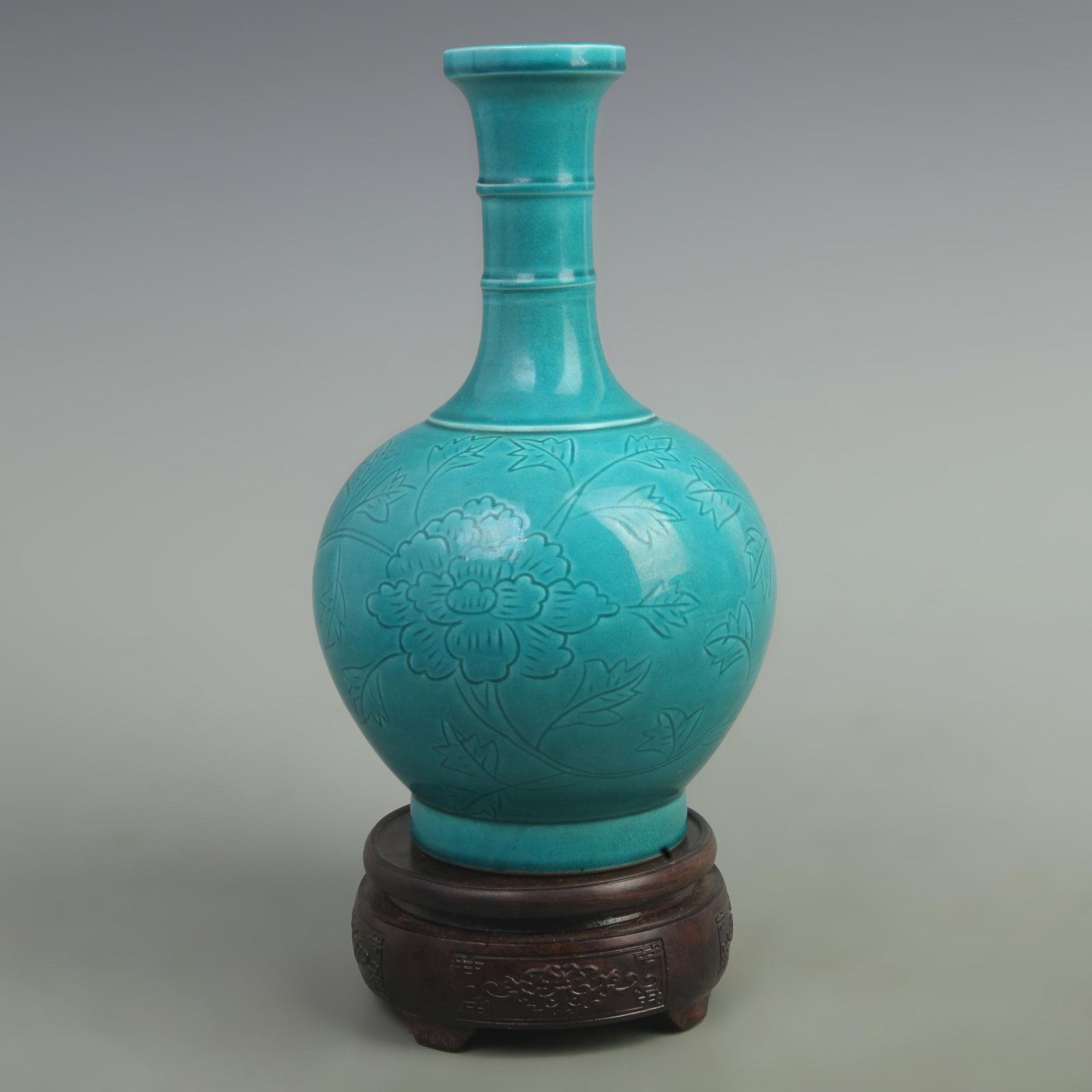 PEACOCK GREEN INCISED PEONY FLORAL PORCELAIN VASE: Ming Dynasty Style Hong Zhi Period; High: 9.8 inch; Width:6 inch;