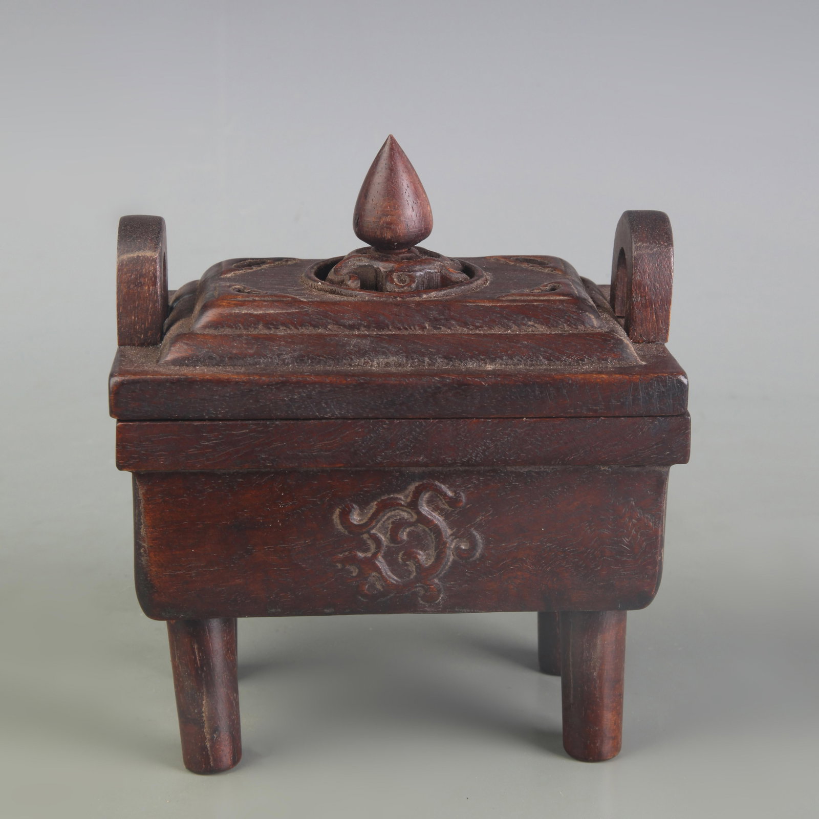 A FINE HUANGHUALI WOOD MADE INCENSE BURNER: Modern; Long: 5.0 inch; Width: 3.5 inch; High: 5.7 inch
