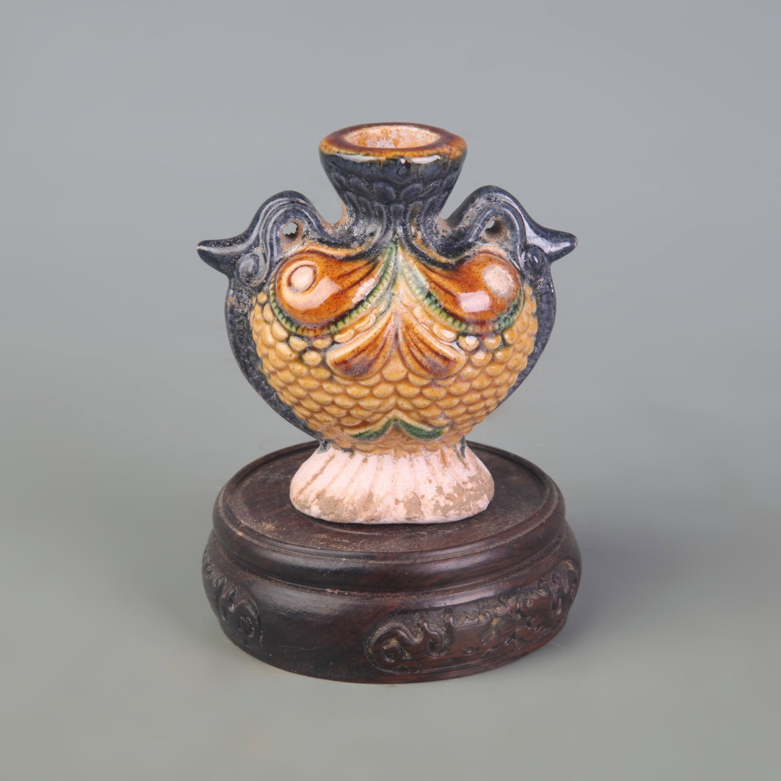 SANCAI GLAZE TWIN FISH PATTERN BOTTLE - 4