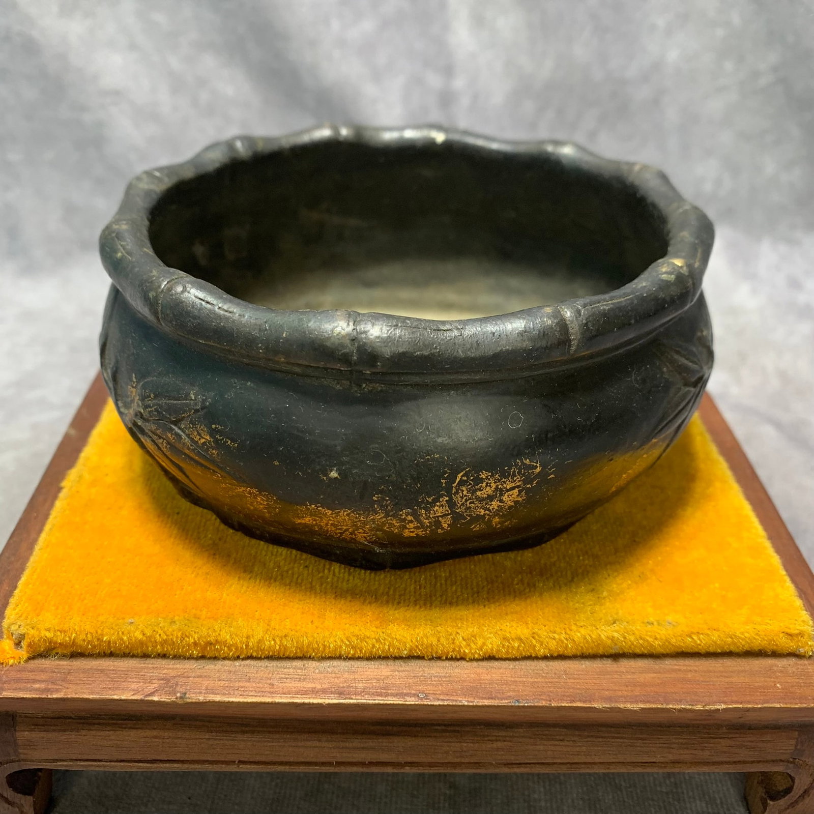 A GILT-BRONZE ‘BAMBOO’ CENSER, XUANDE MARK: Ming Dynasty Style; High: 2.1 inch; Diameter: 5 inch
