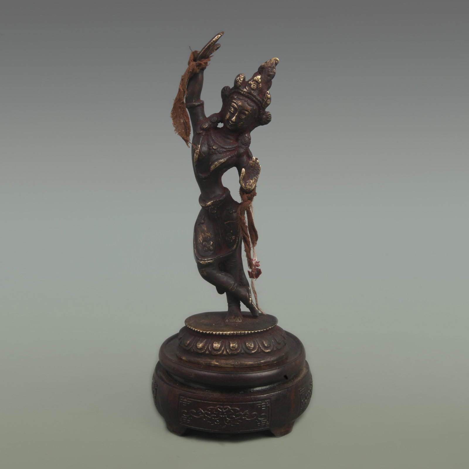 TIBETAN BUDDHIST BRONZE BUDDHA STATUE (1 of 5)