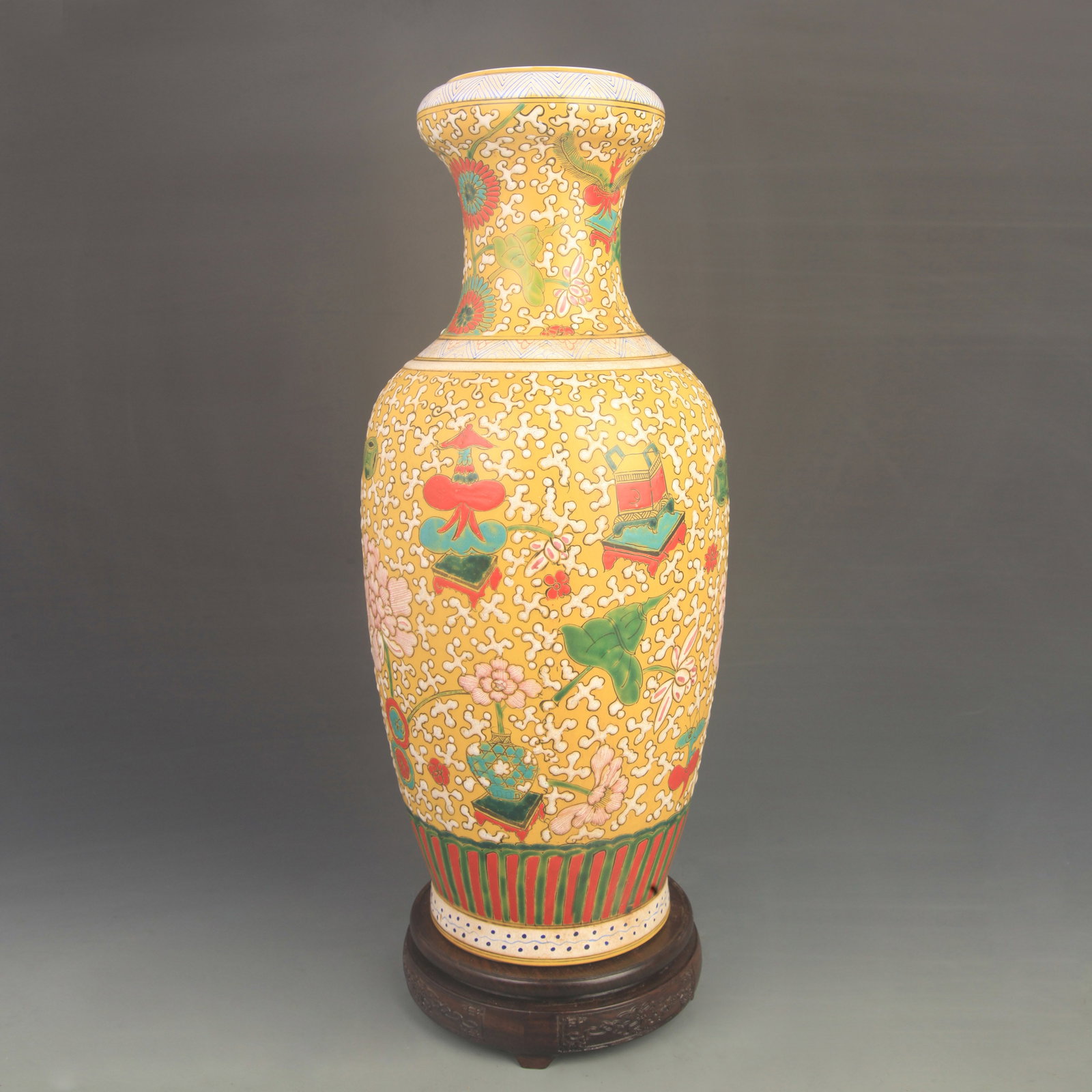 FAMILLE ROSE YELLOW-GROUND VASE WITH EIGHT TREASURES DESIGN (1 of 5)