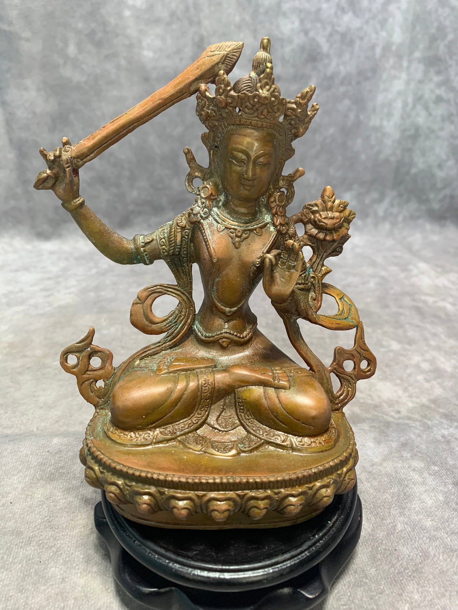 BRONZE STATUE OF BODHISATTVA WEN SHU: Qing Dynasty; Long: 4.6 inch; Width: 2.6 inch; High: 6 inch;