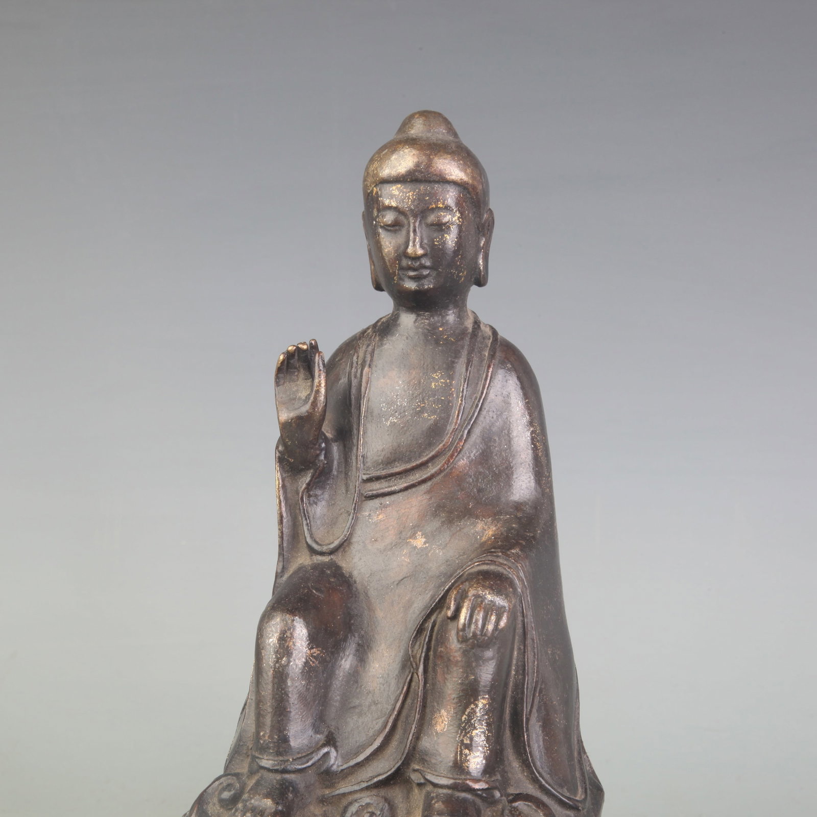 A FINE BRONZE BUDDHA STATUE - 2