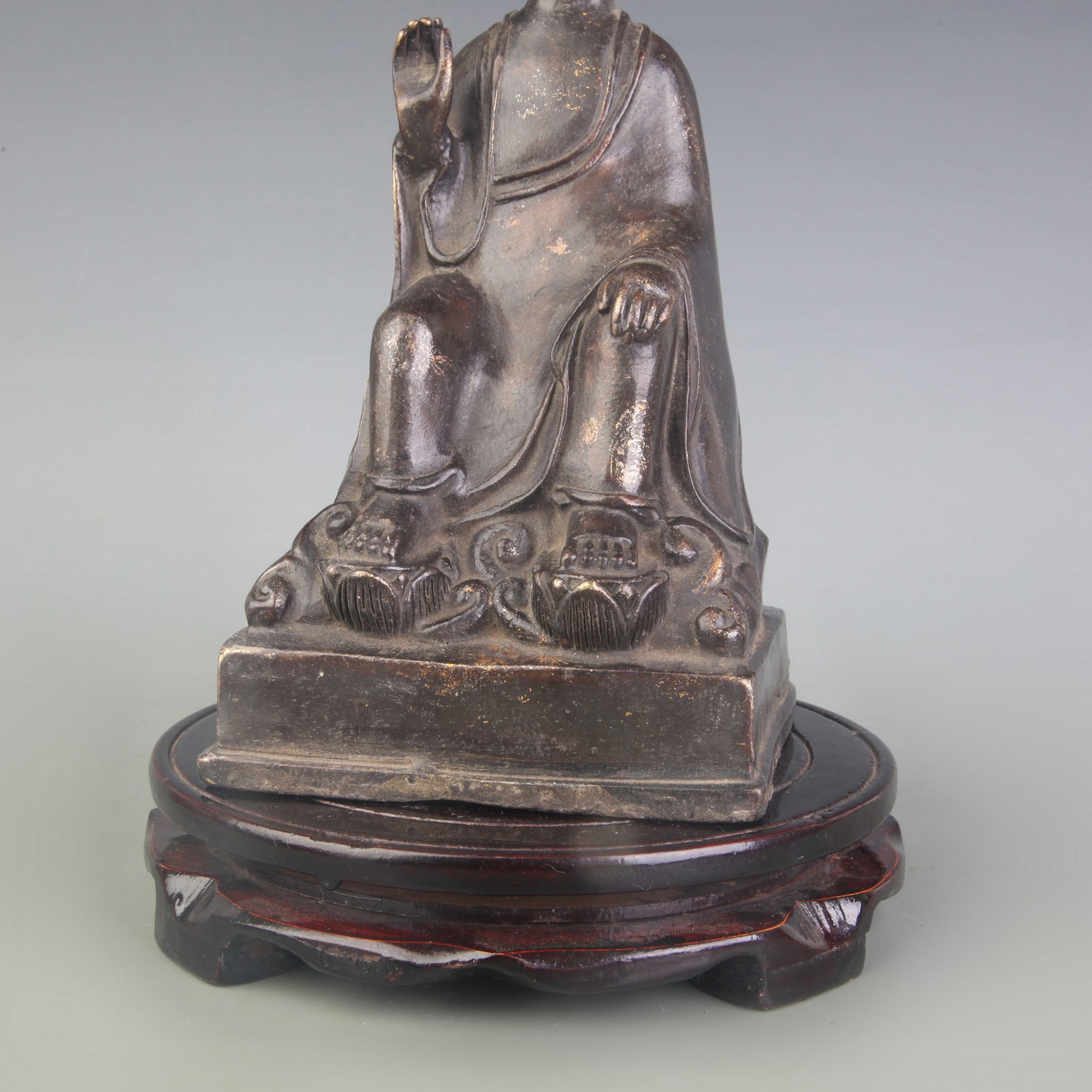 A FINE BRONZE BUDDHA STATUE - 3