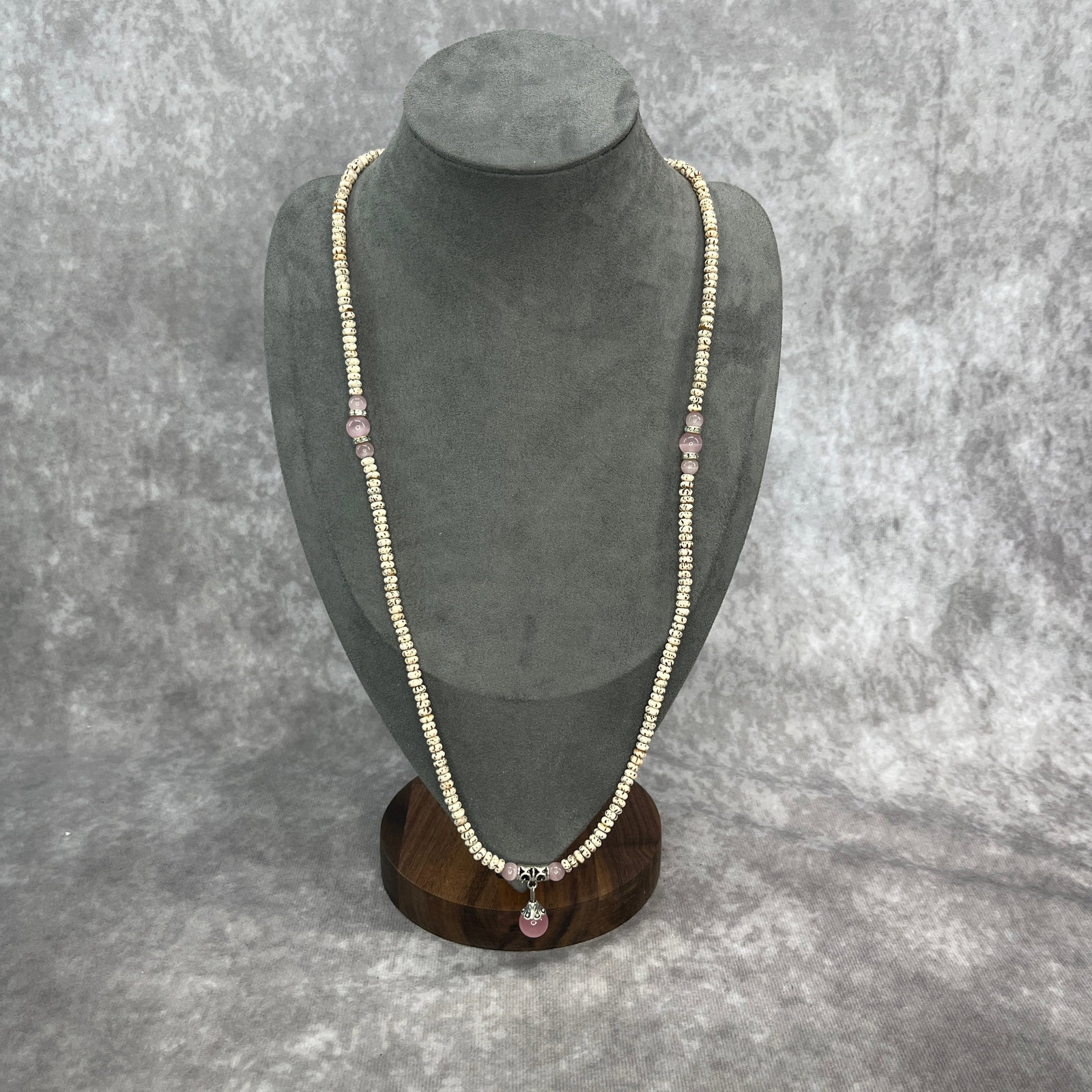 A FINE MALA STYLE BODHI SEED NECKLACE: Modern; Long: 13.5 inch; High: inch; Diameter: 0.18 inch;