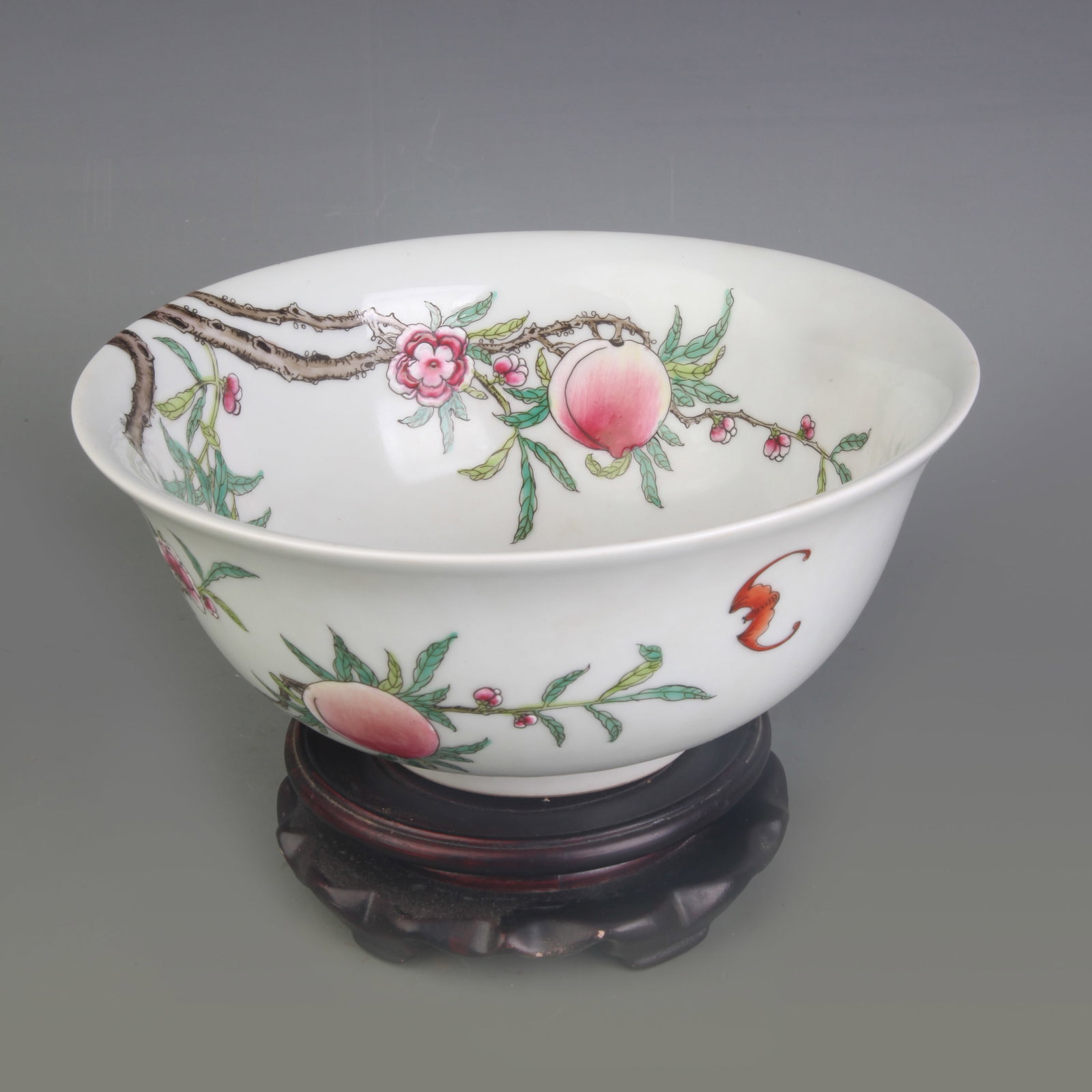 FAMILLE ROSE LONGEVITY AND BLESSING PATTERN PORCELAIN BOWL (1 of 5)