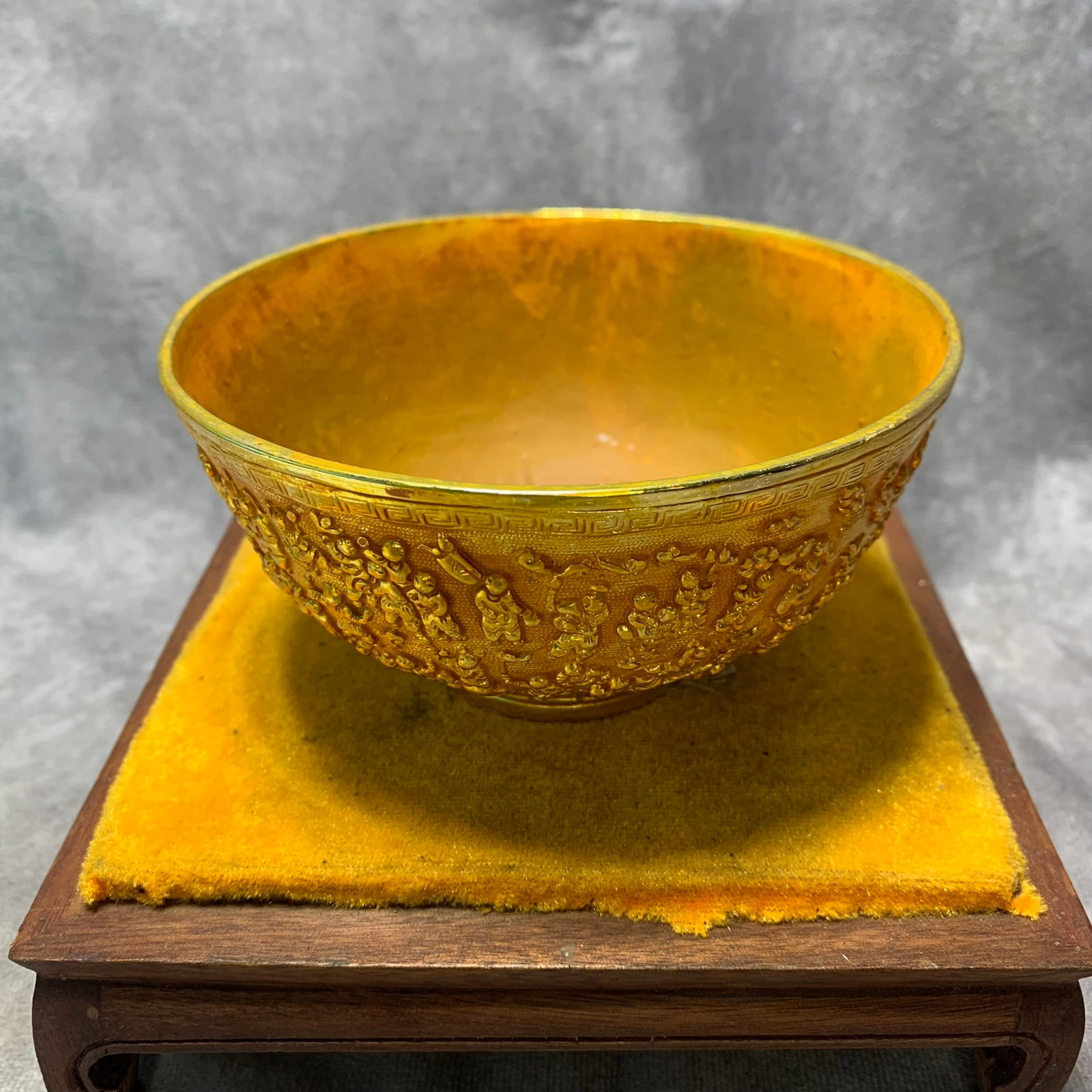 A SILVER-INLAID BRONZE ‘HUNDRED BOYS’ BOWL, XUANDE MARK, MING DYNASTY: Ming Dynasty Style; High: 2.7 inch; Diameter: 5 inch