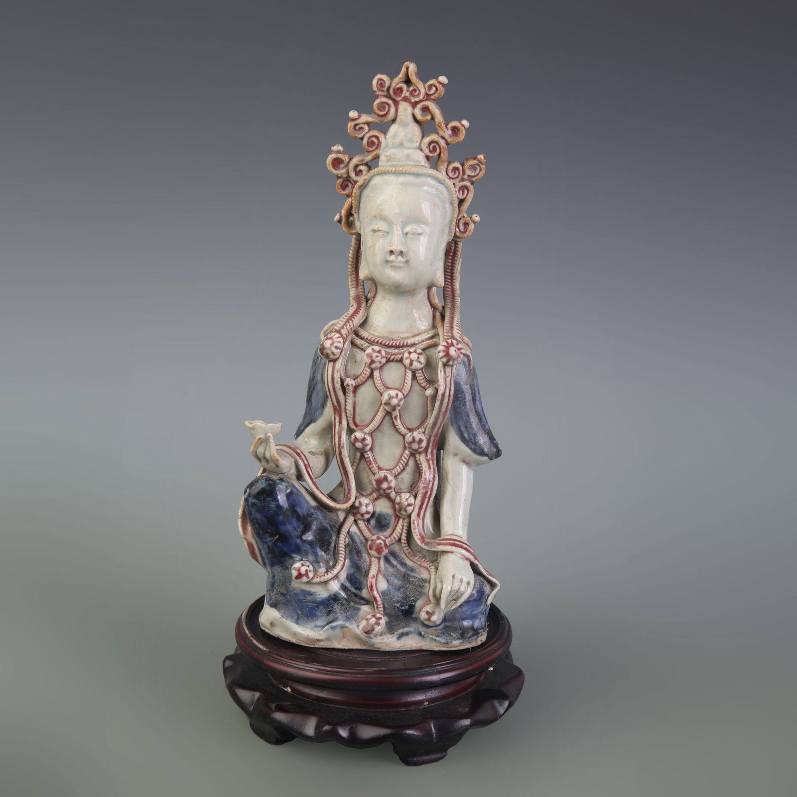 A DEHUA PORCELAIN FIGURE OF GUANYIN: Ming Dynasty Style; High: 9.5 inch