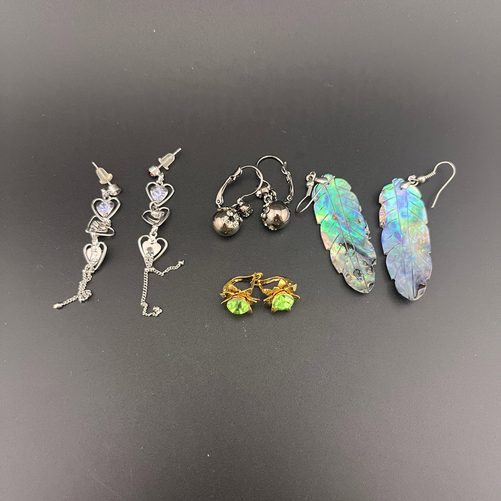 GROUP OF MODERN EARRINGS (1 of 4)
