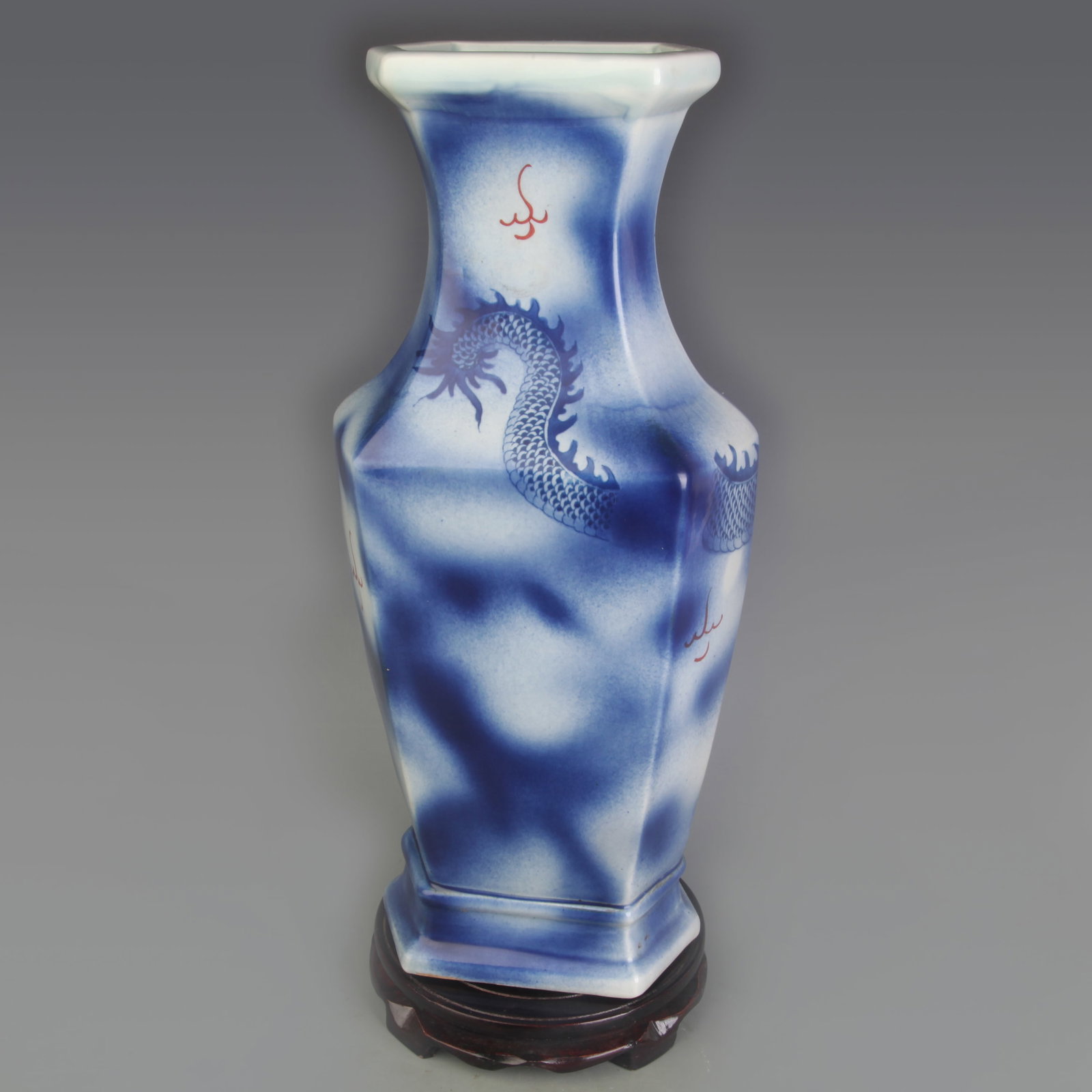 BLUE AND WHITE UNDERGLAZE RED DRAGON PATTERN HEXAGONAL VASE - 4