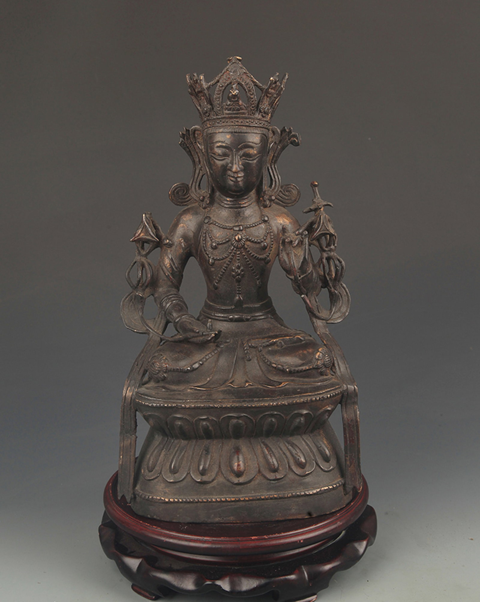 A RARE BRONZE GUAN YIN BODHISATTVA STATUE: Ming Dynasty Style; High: 12.25 inch; Width: 6.75 inch